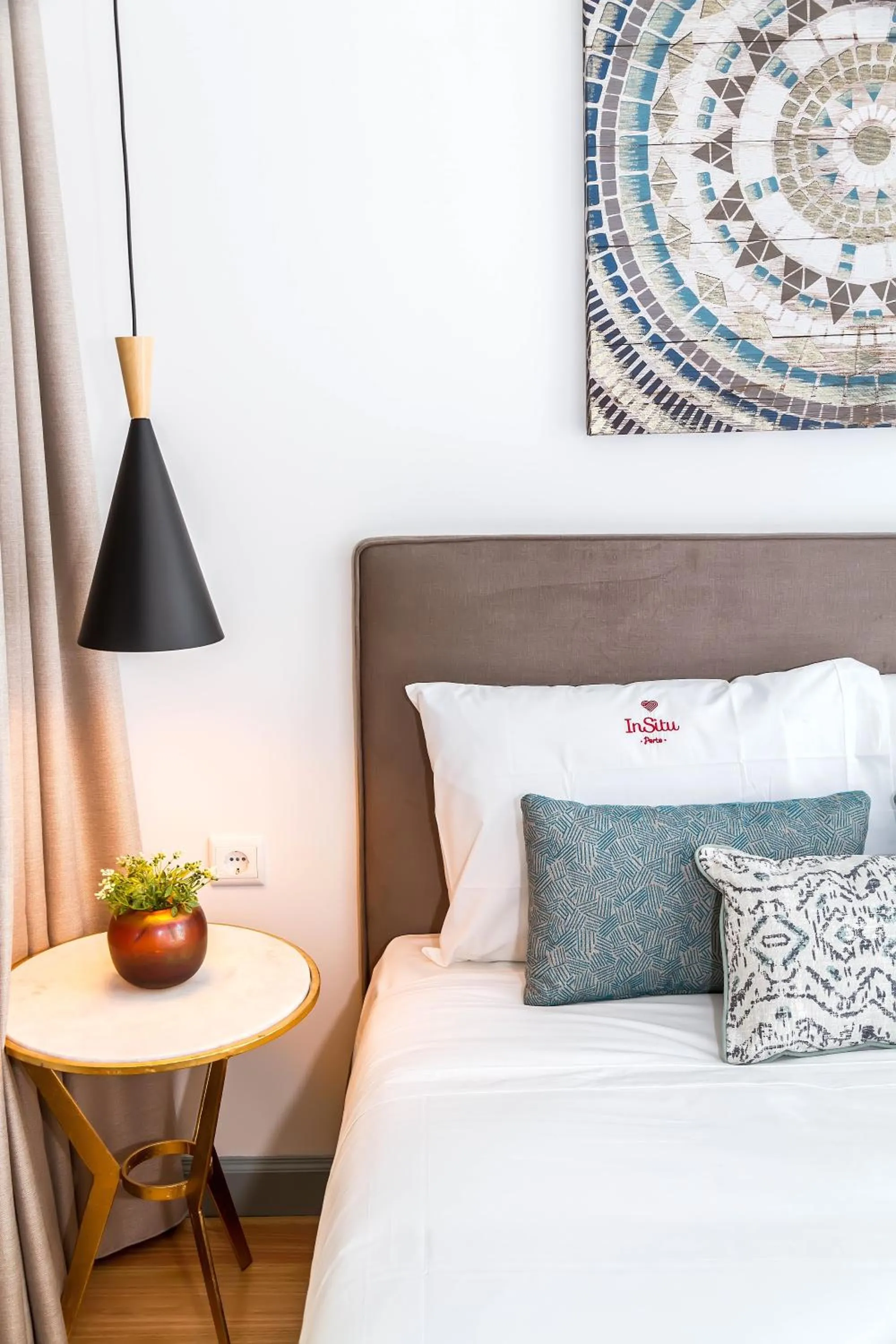 Bed in InSitu Formosa 168 by Guestify