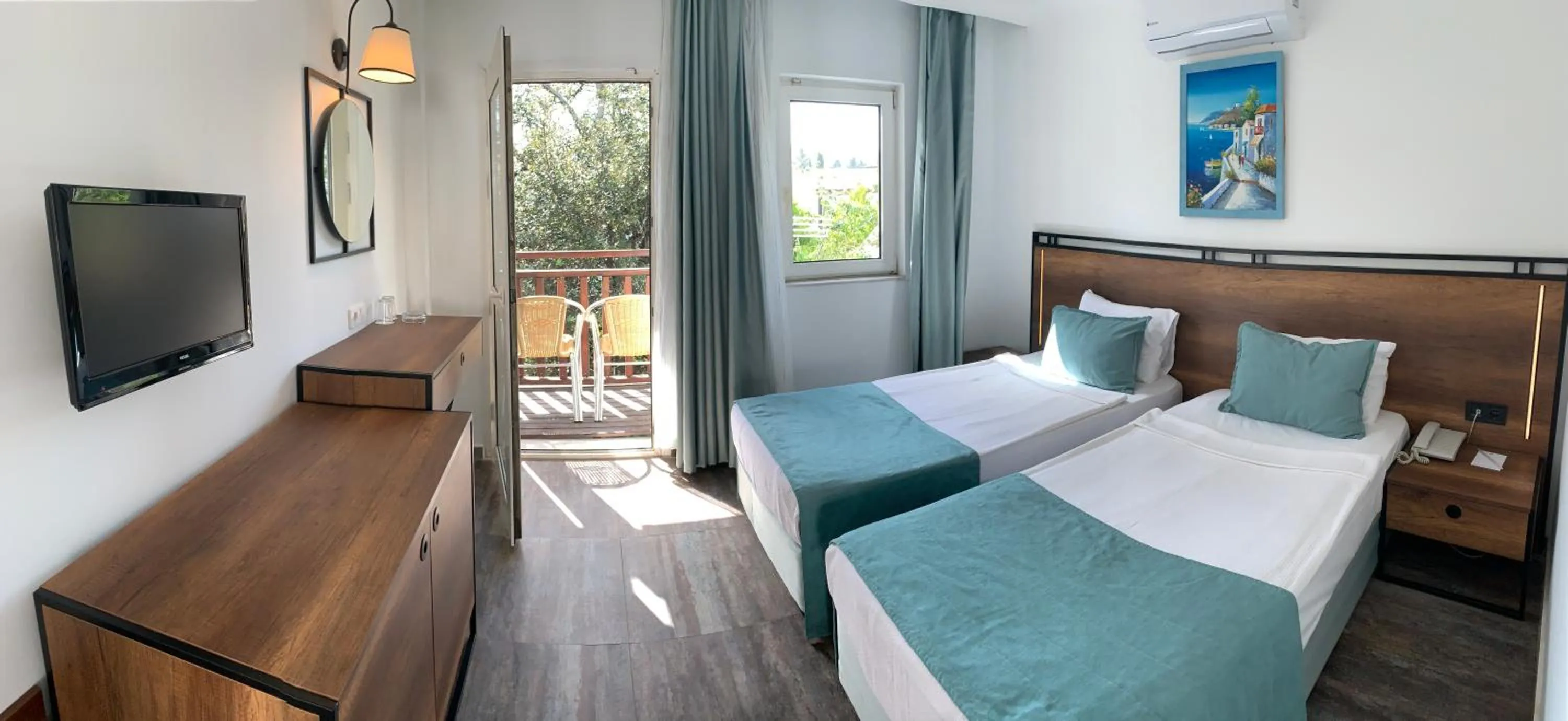 Bed in Bitez Garden Life