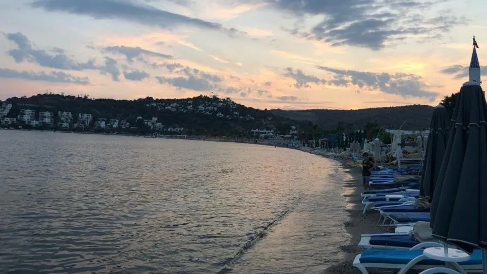 Sunset in Bitez Garden Life