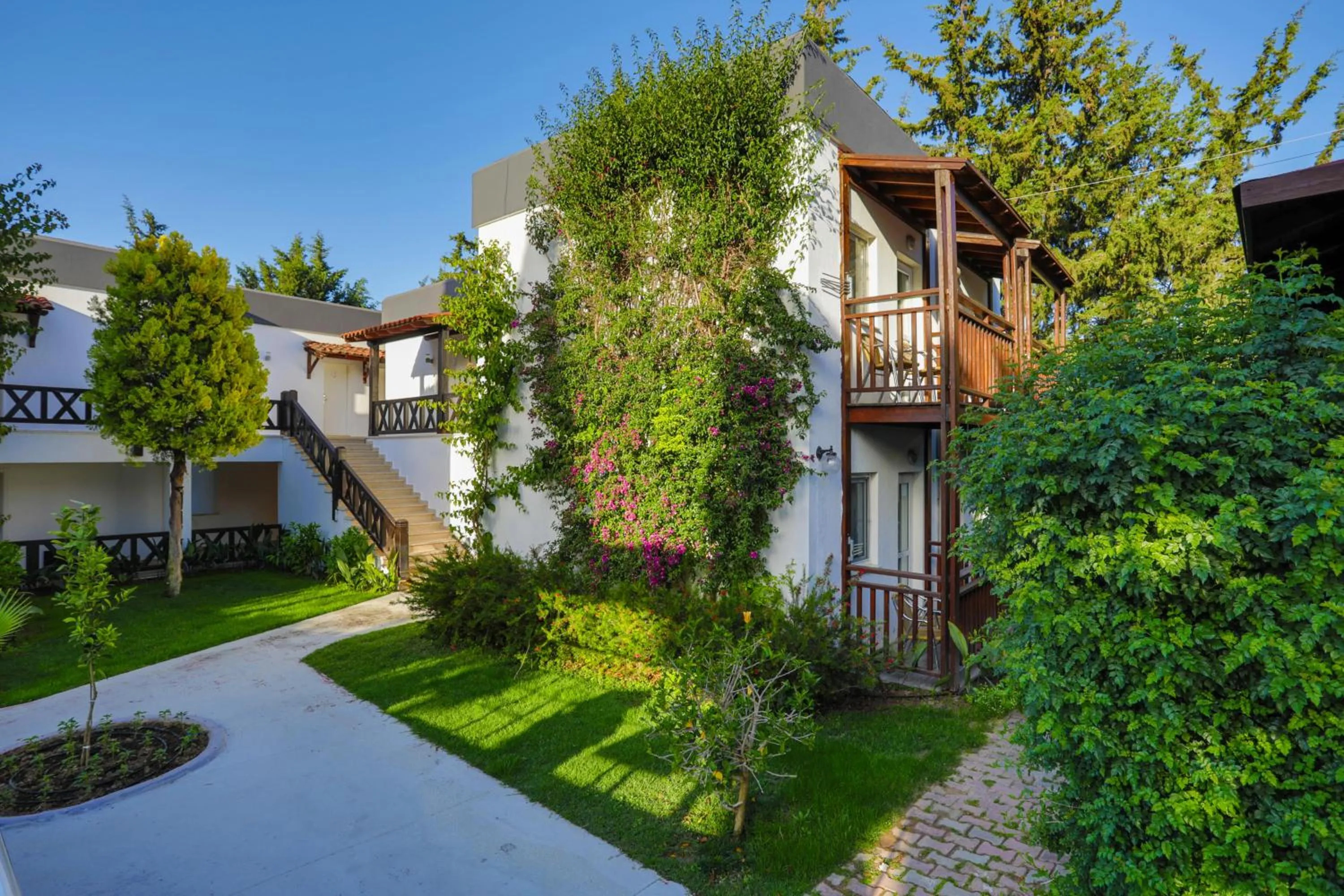 Property building in Bitez Garden Life