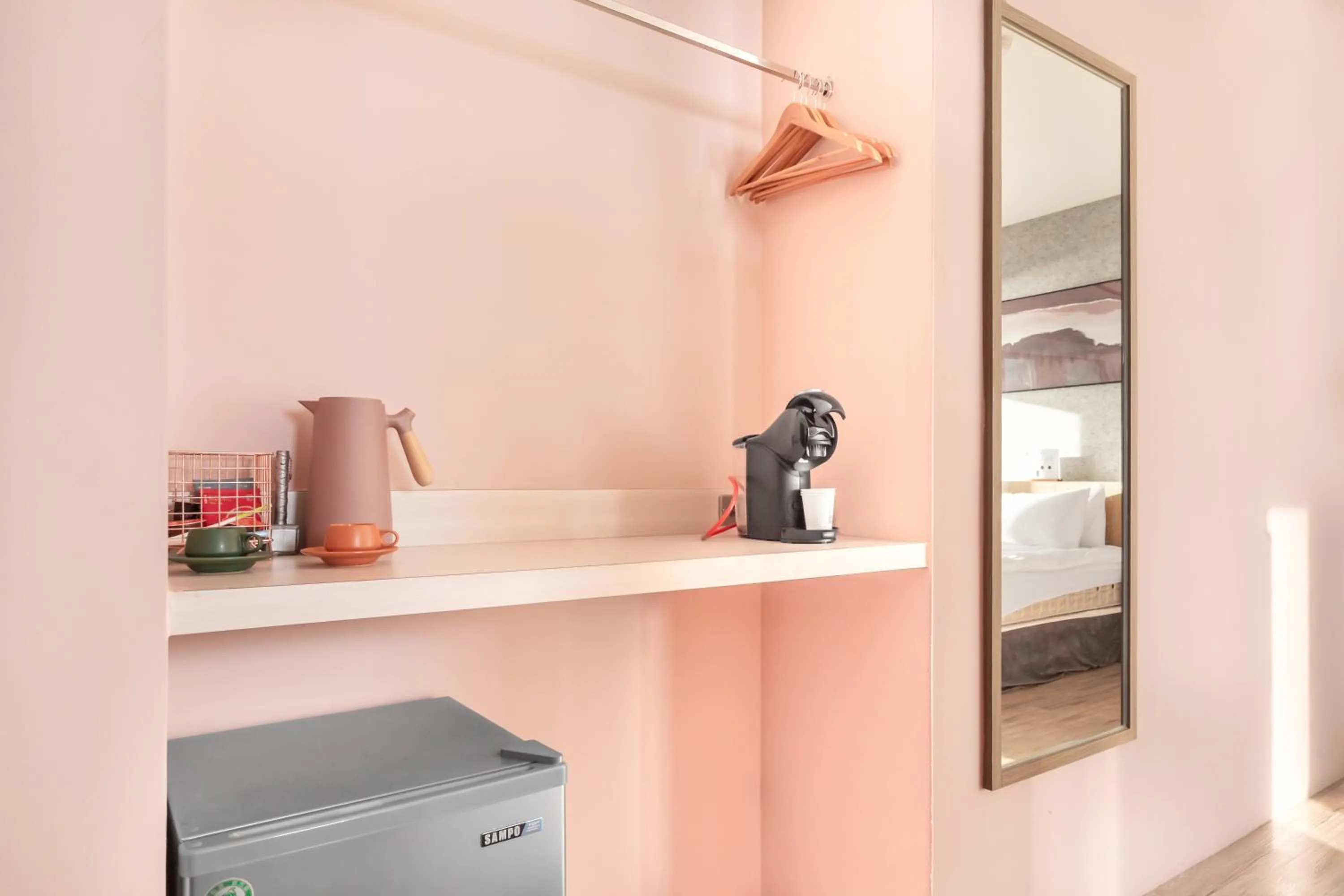 Photo of the whole room, Bed in Jhai Wu