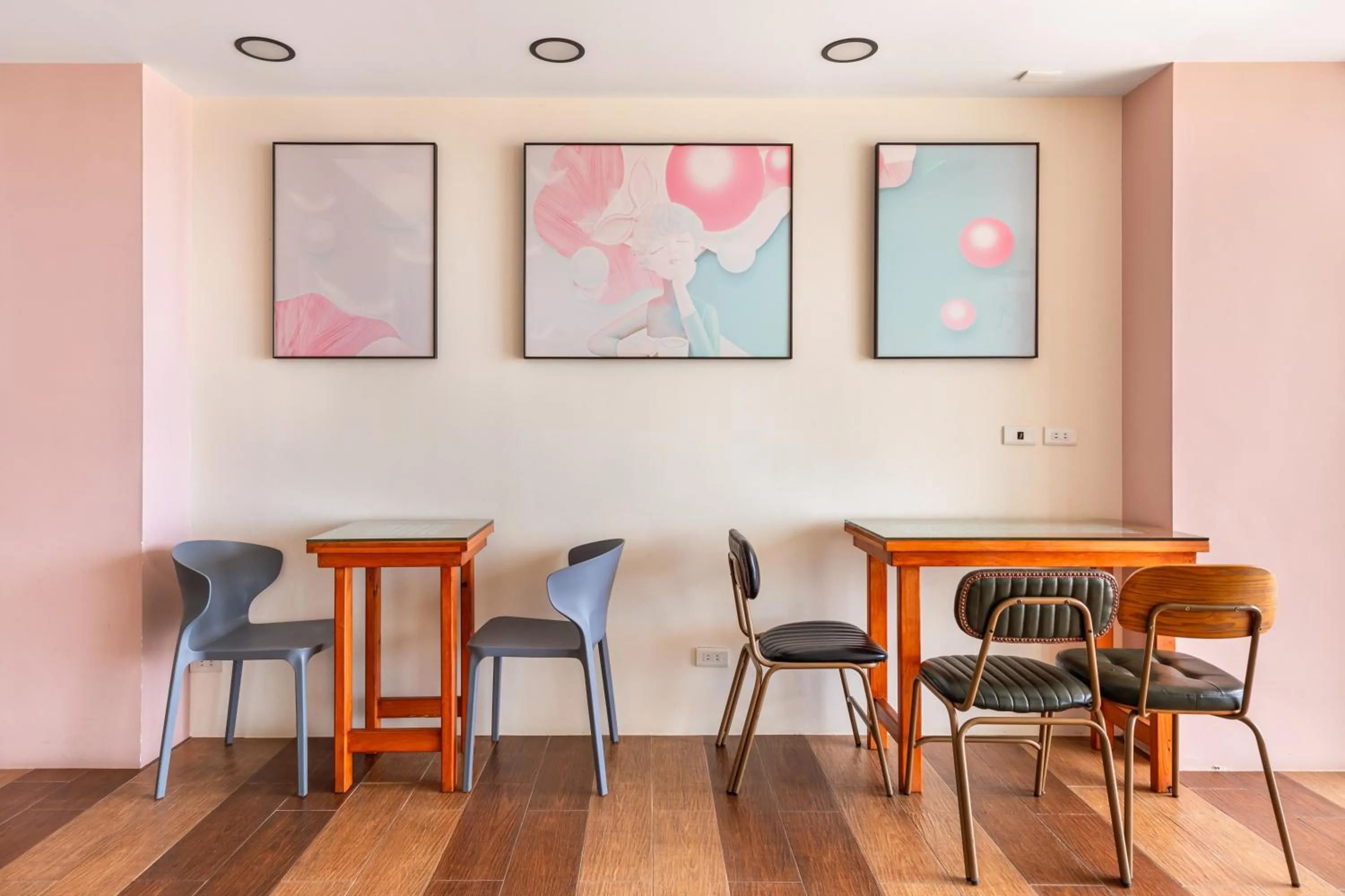 Decorative detail in Jhai Wu