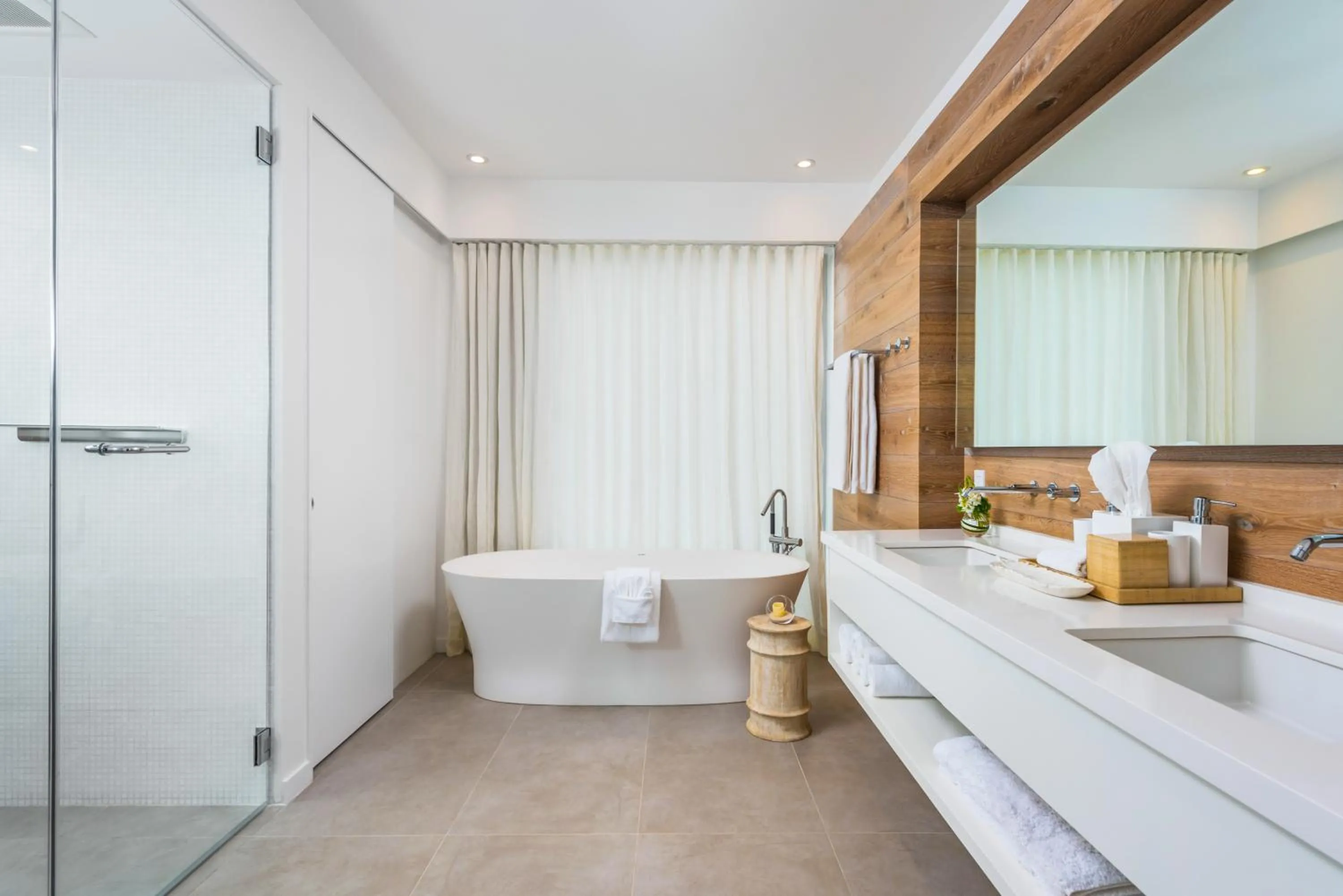 Hot Tub in Beach Enclave