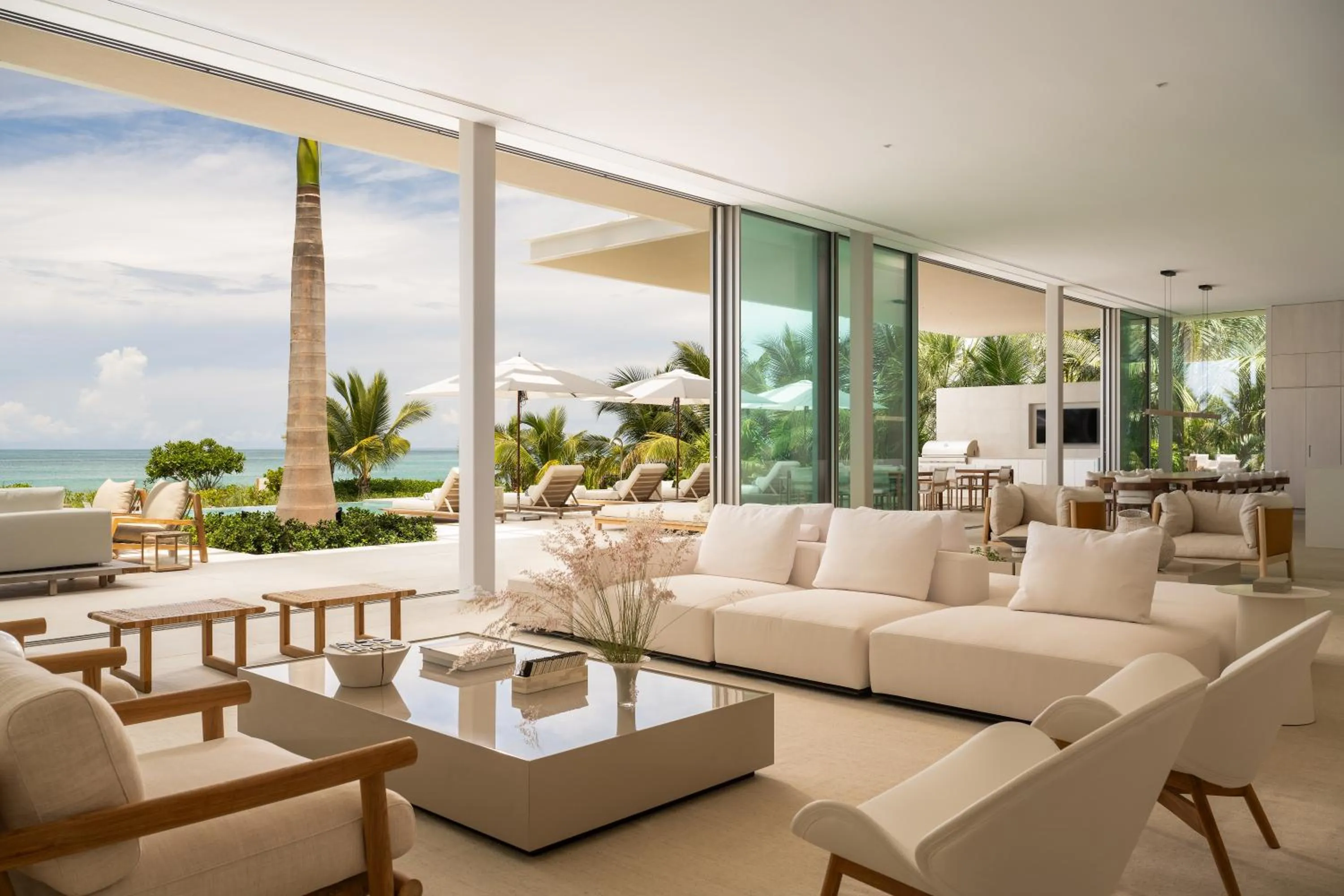 BBQ facilities in Beach Enclave