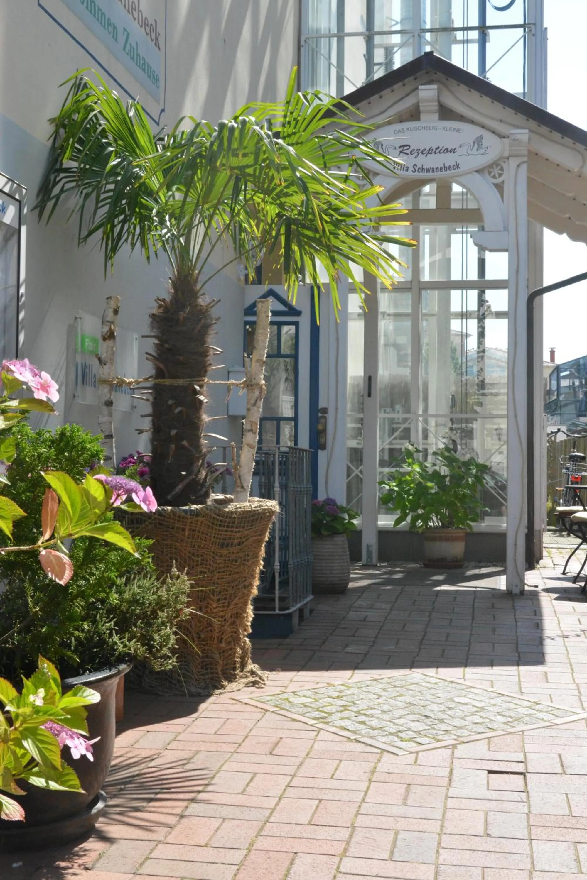 Facade/entrance in Hotel Villa Schwanebeck