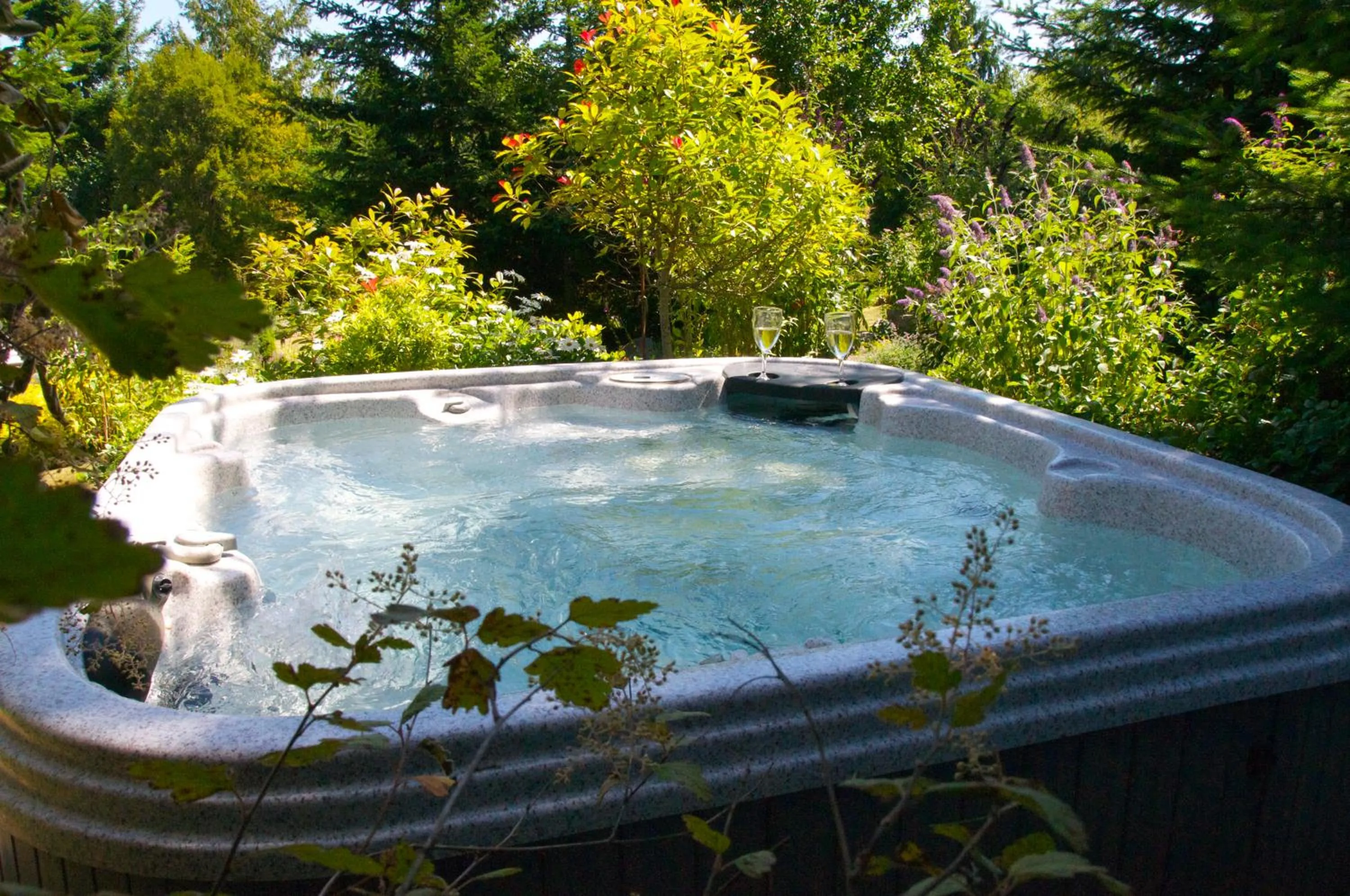Hot Tub in Wetherly Inn & Spa