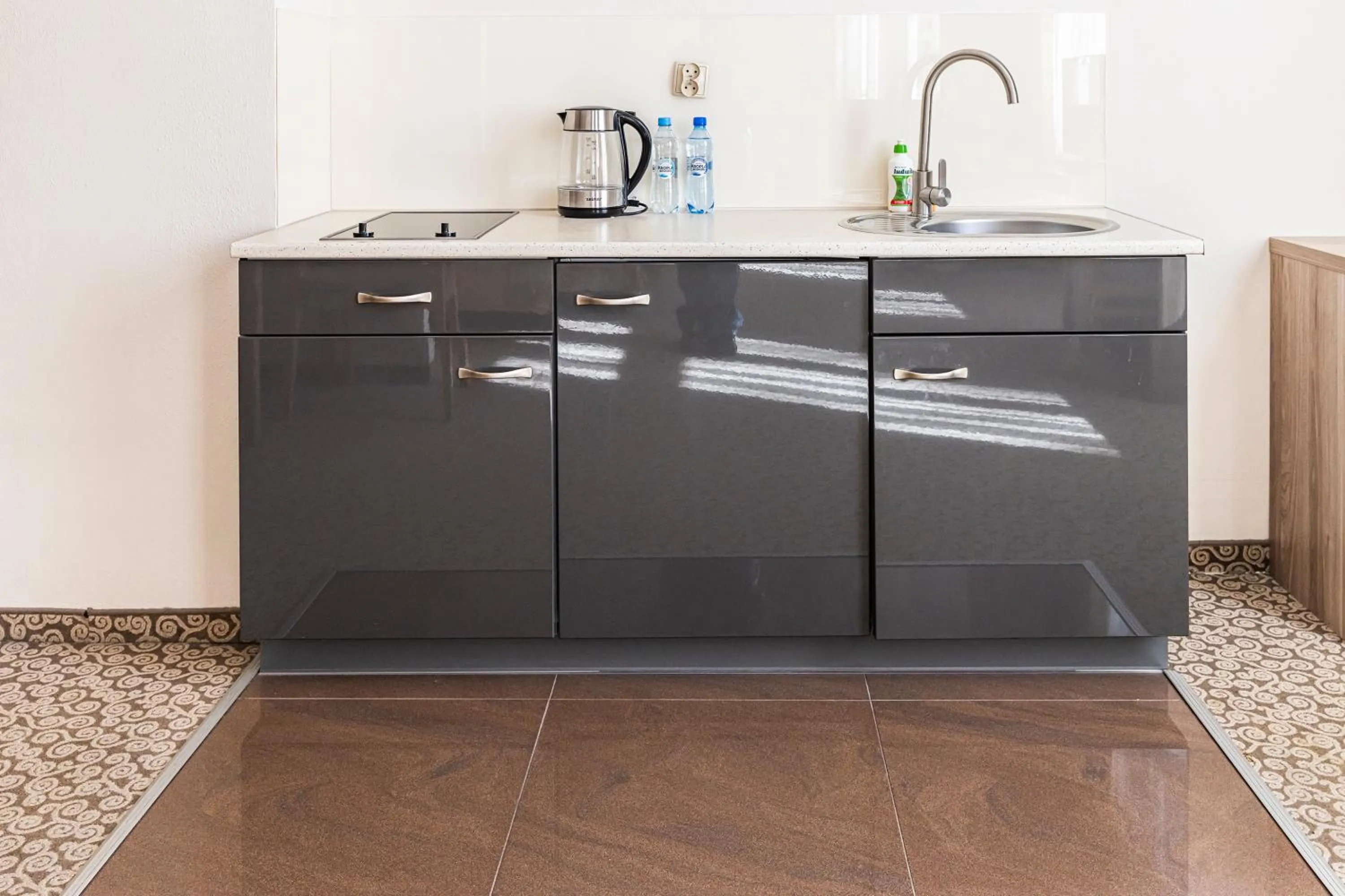 Kitchen or kitchenette in Hotel Cesarskie Ogrody