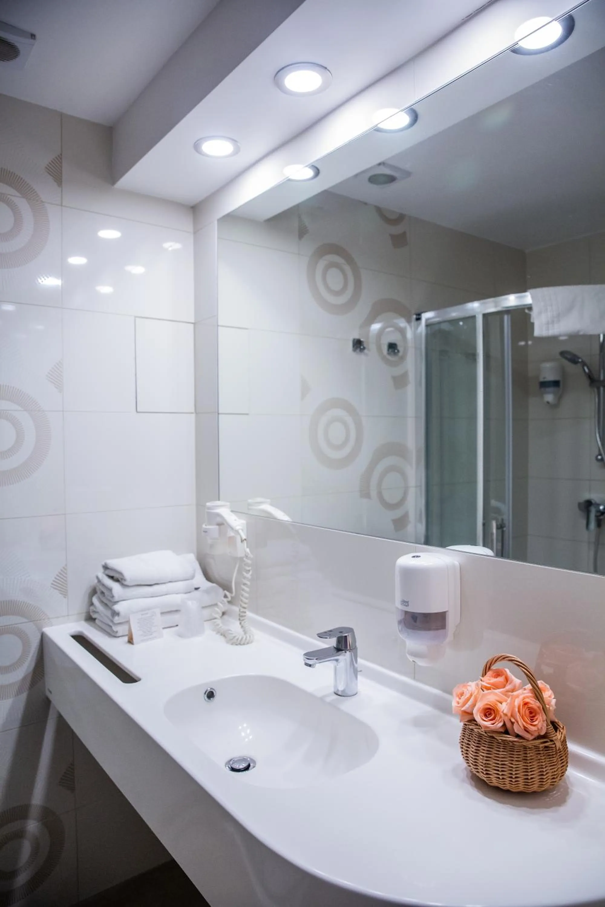 Bathroom in Hotel Cesarskie Ogrody