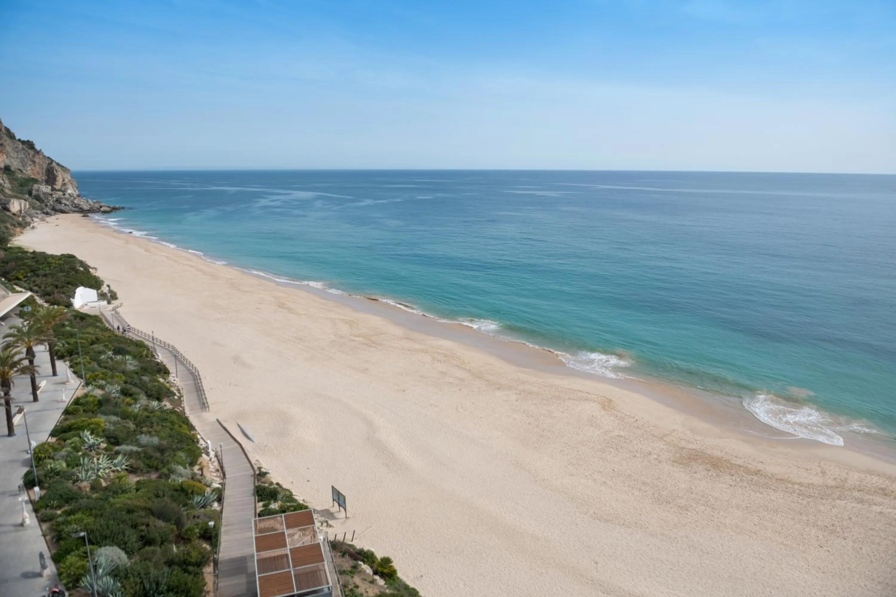 Beach in Sesimbra Oceanfront Hotel - Preferred Hotels and Resorts