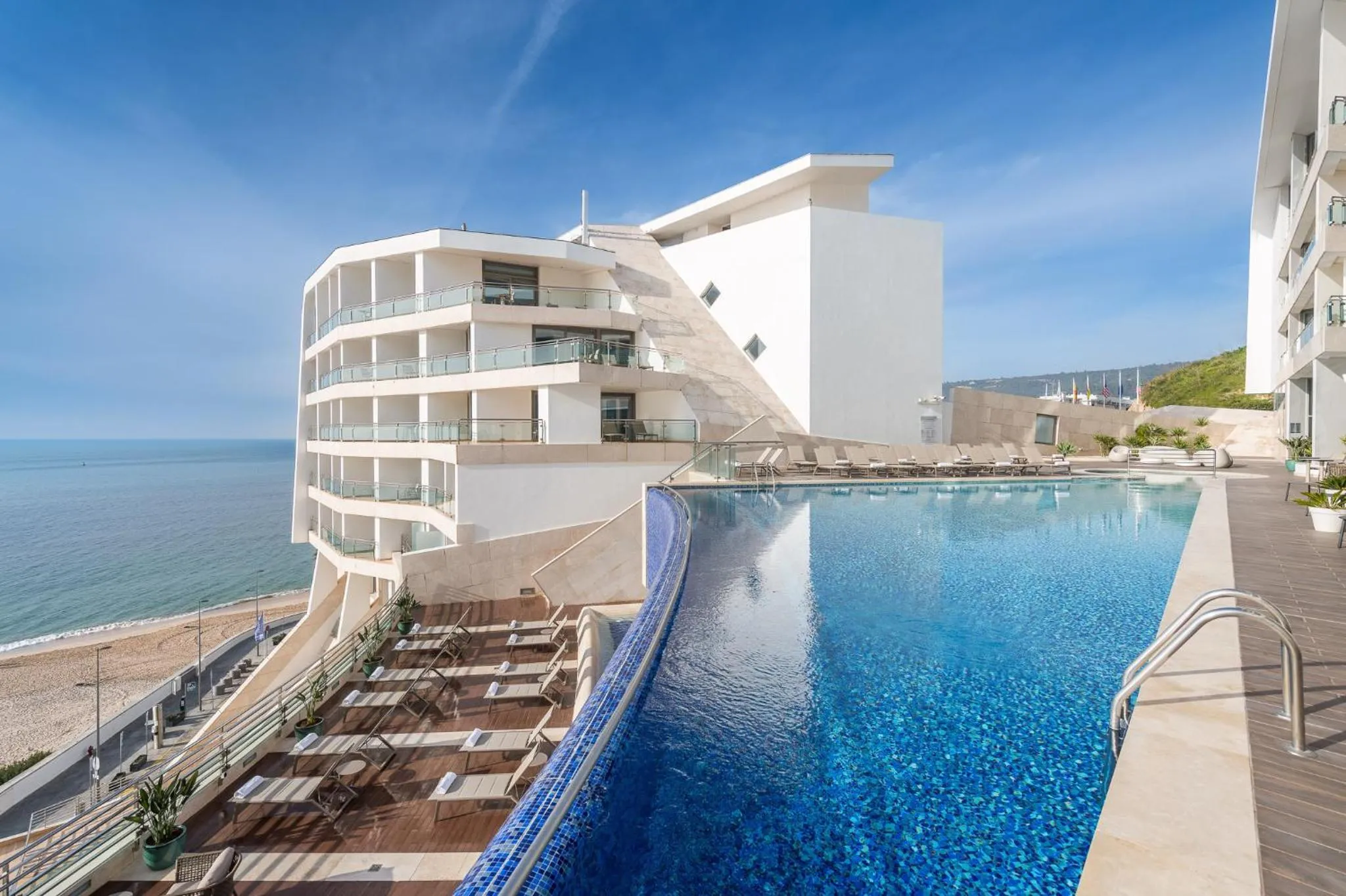 Beach in Sesimbra Oceanfront Hotel - Preferred Hotels and Resorts
