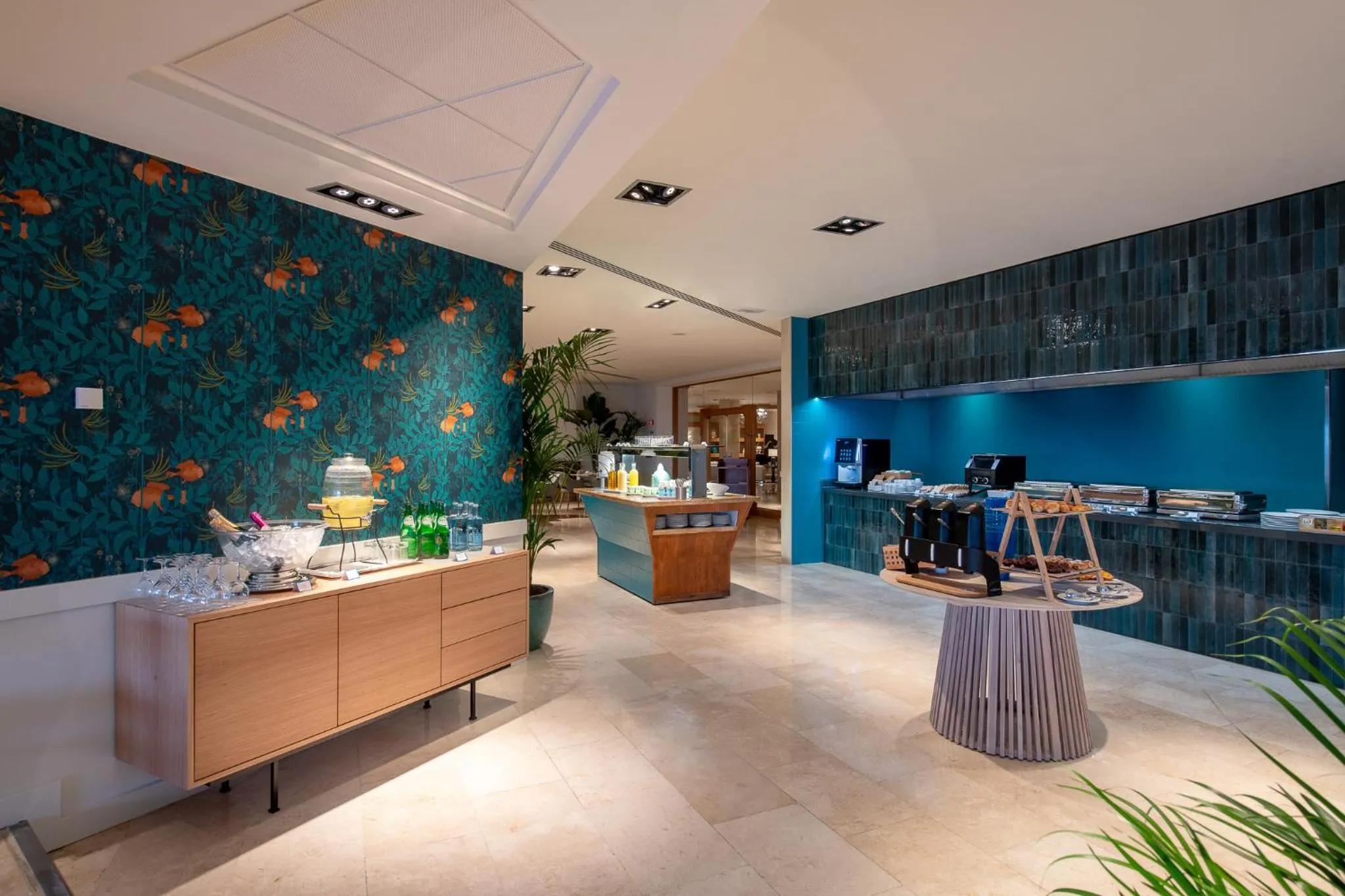 Restaurant/places to eat in Sesimbra Oceanfront Hotel - Preferred Hotels and Resorts