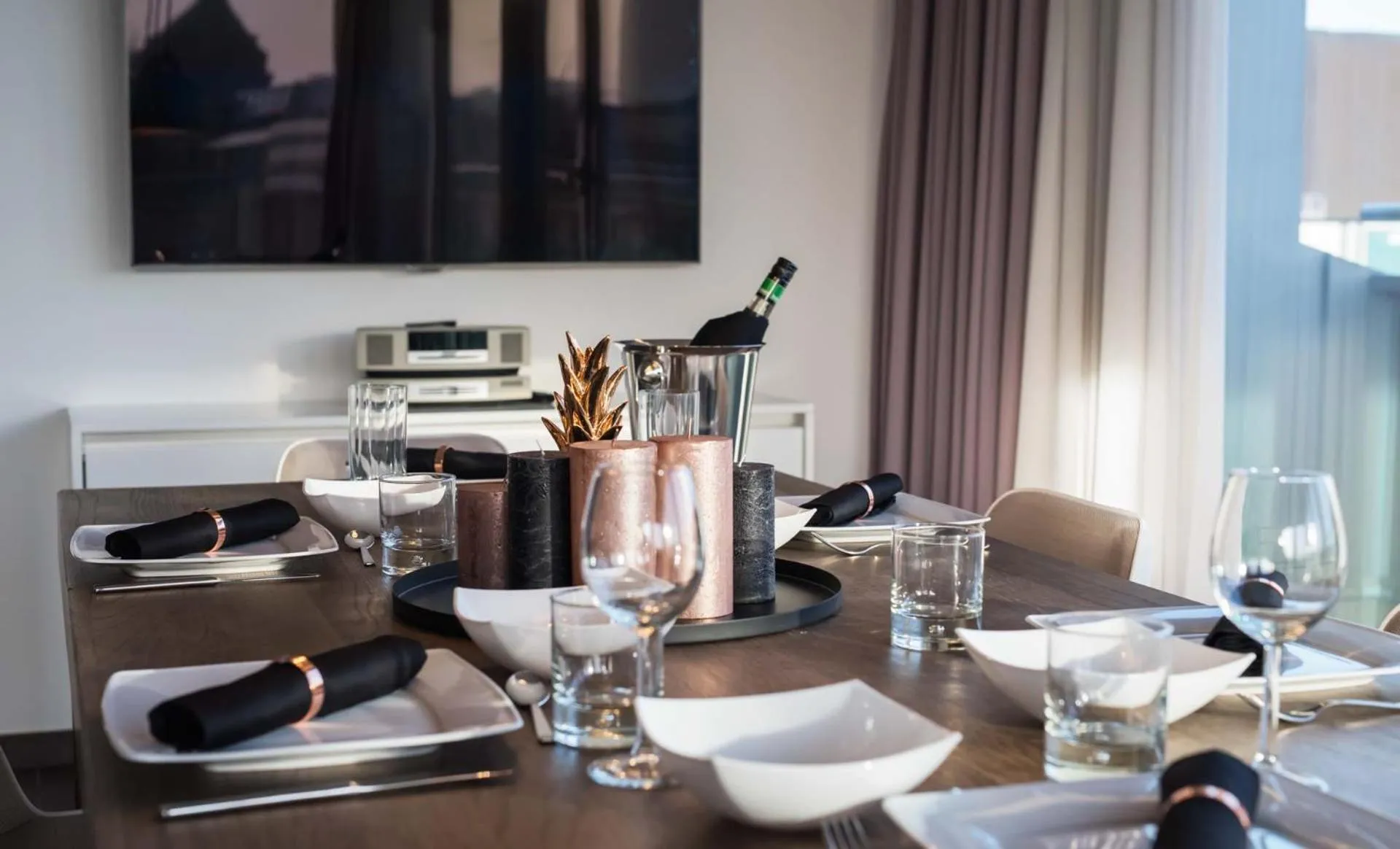 Dining area in BoardingHouse Mannheim