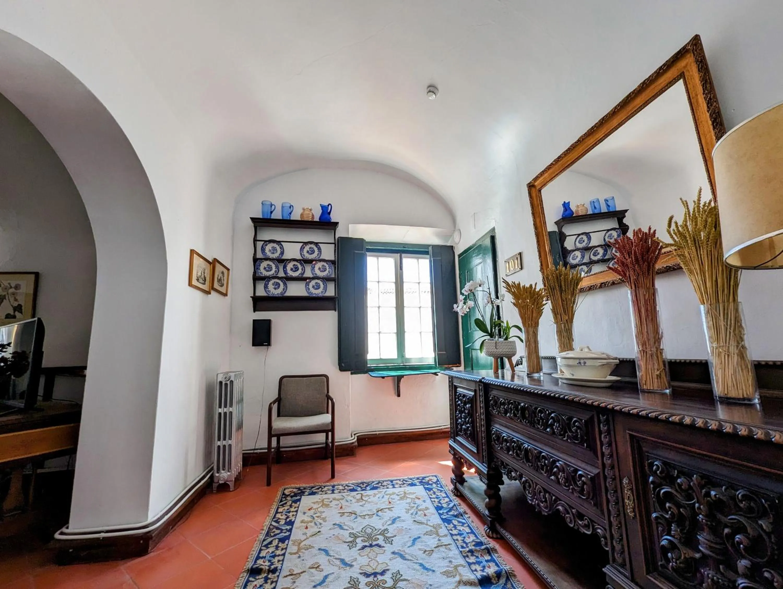 Living room in Hotel Solar de Monfalim