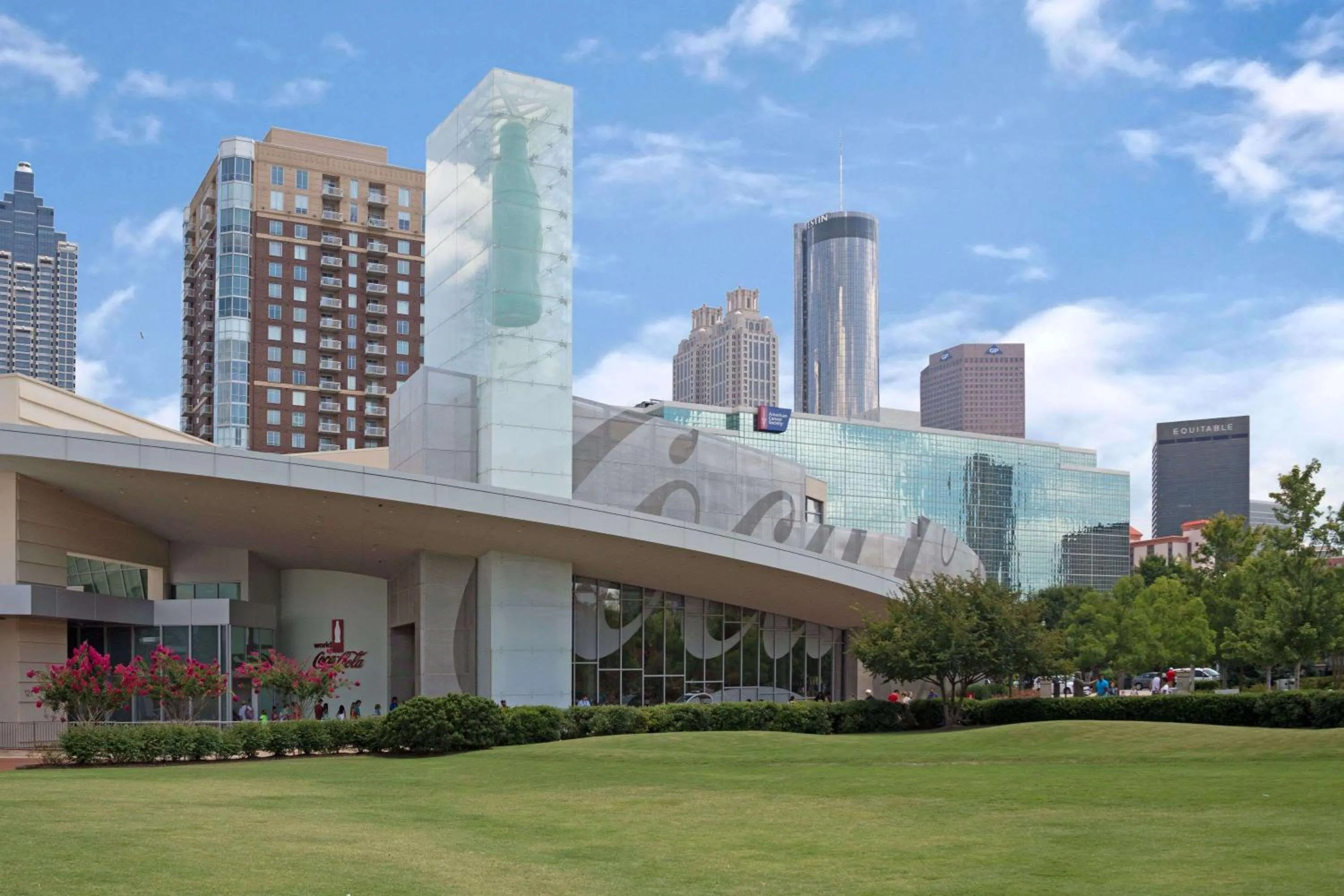 Property building in Travelodge by Wyndham Forest Park Atlanta South