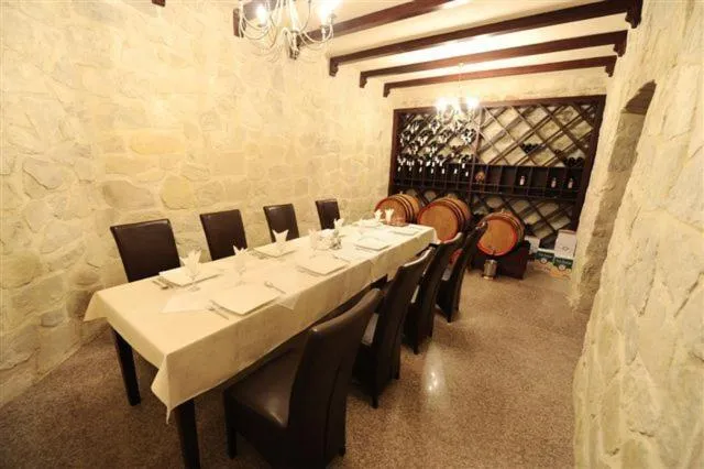 Evening entertainment in Hotel Mondial - Baia