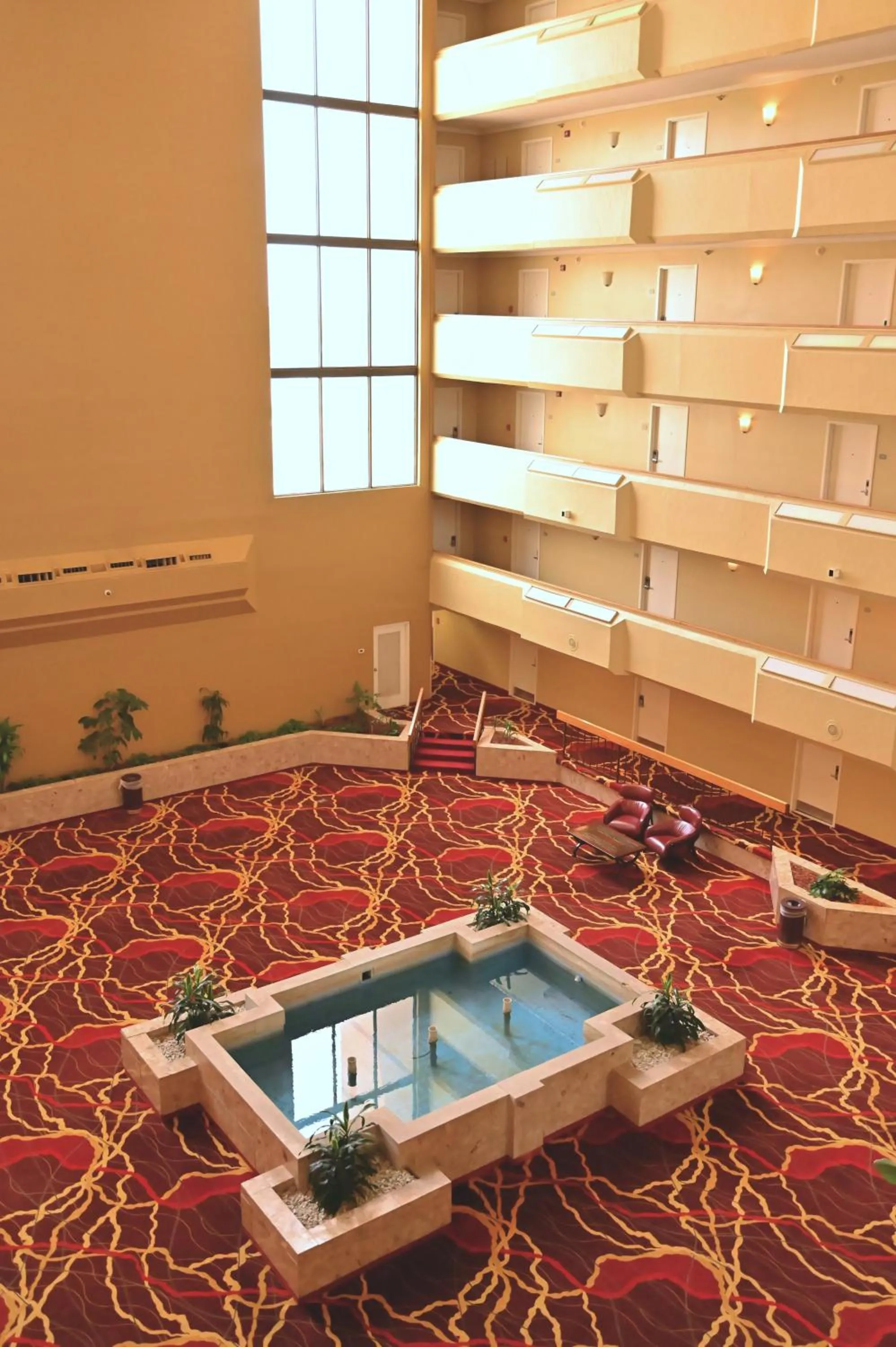 Swimming pool in MCM Elegante Hotel & Suites Lubbock