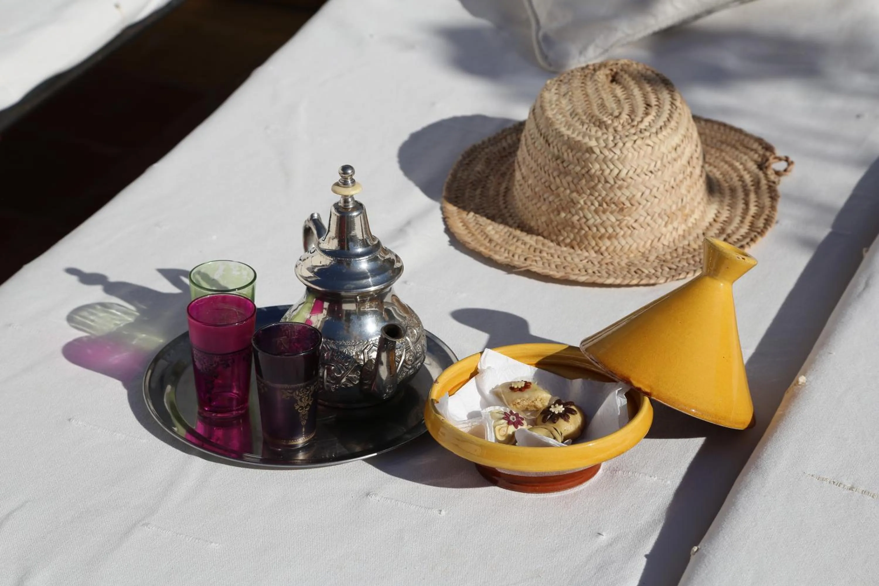 Food and drinks in Riad Villa El Arsa