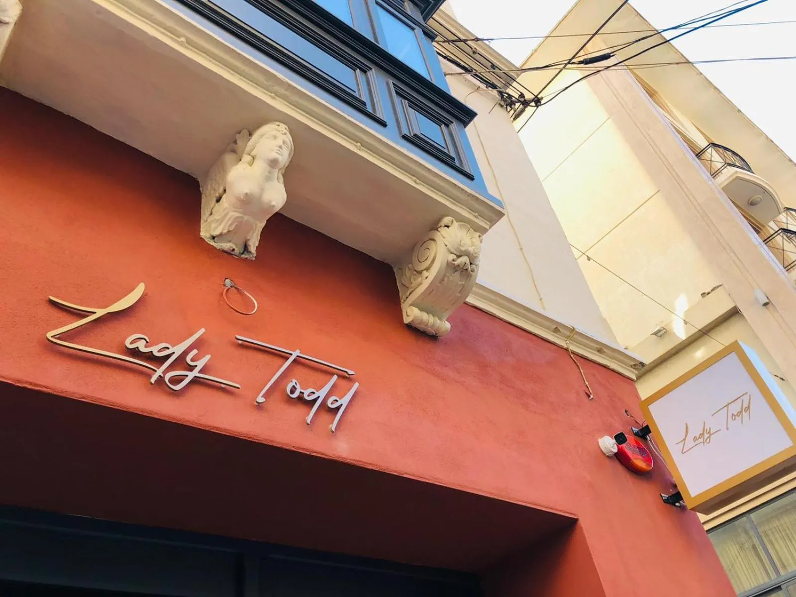 Facade/entrance in Mr Todd Hotel