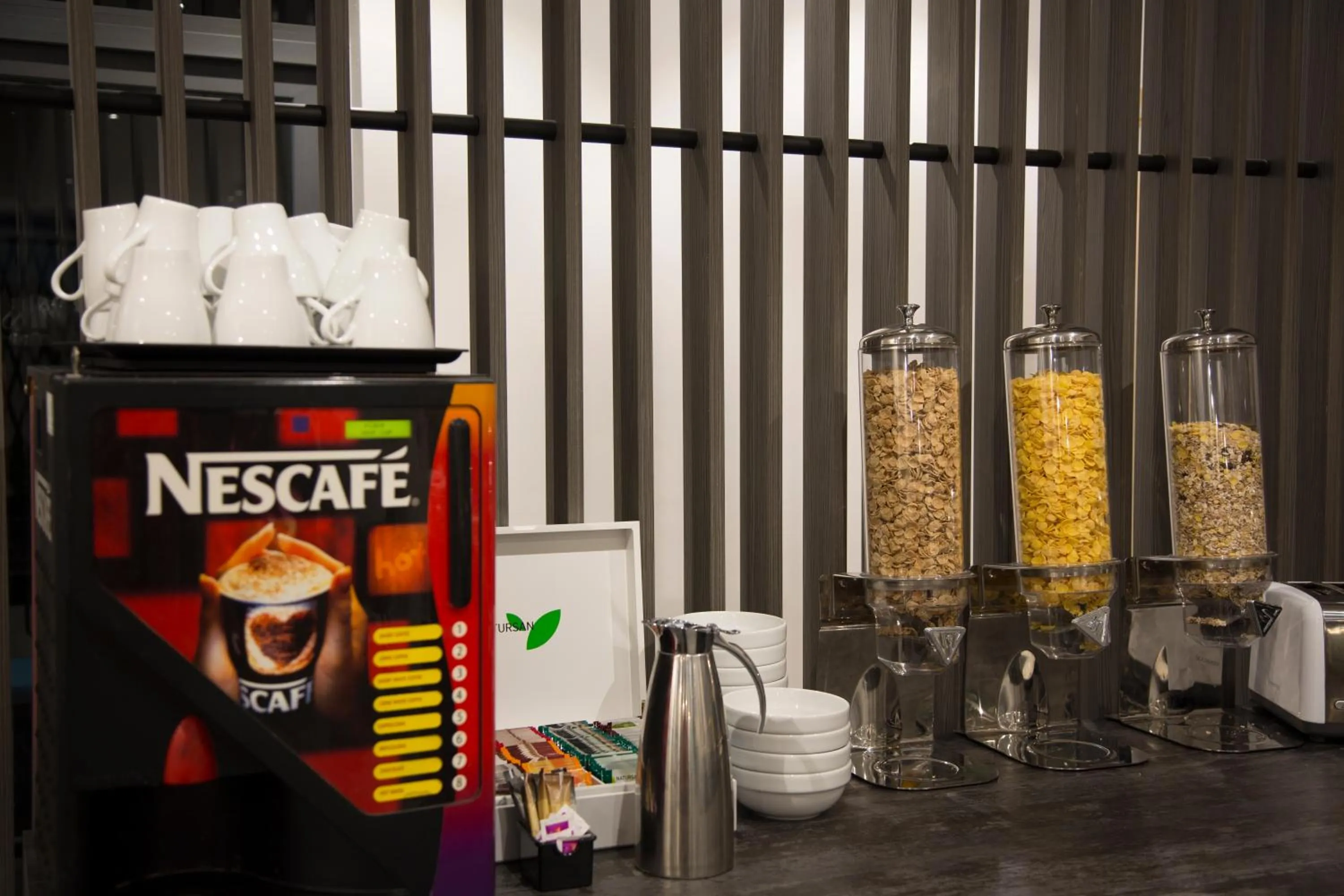 Breakfast in Mr Todd Hotel