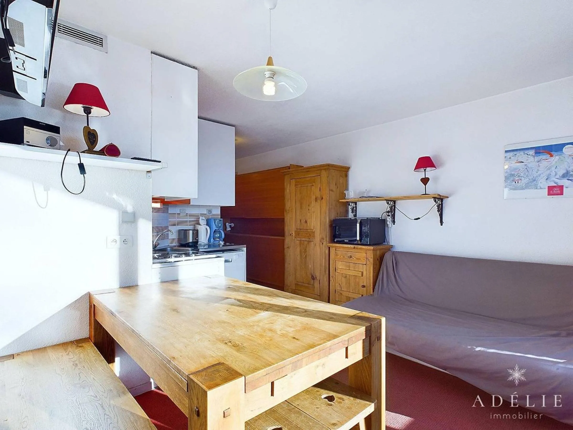 Charmant 2P avec Parking, Balcon, près des Pistes et Commerces à Montvalezan - FR-1-398-509