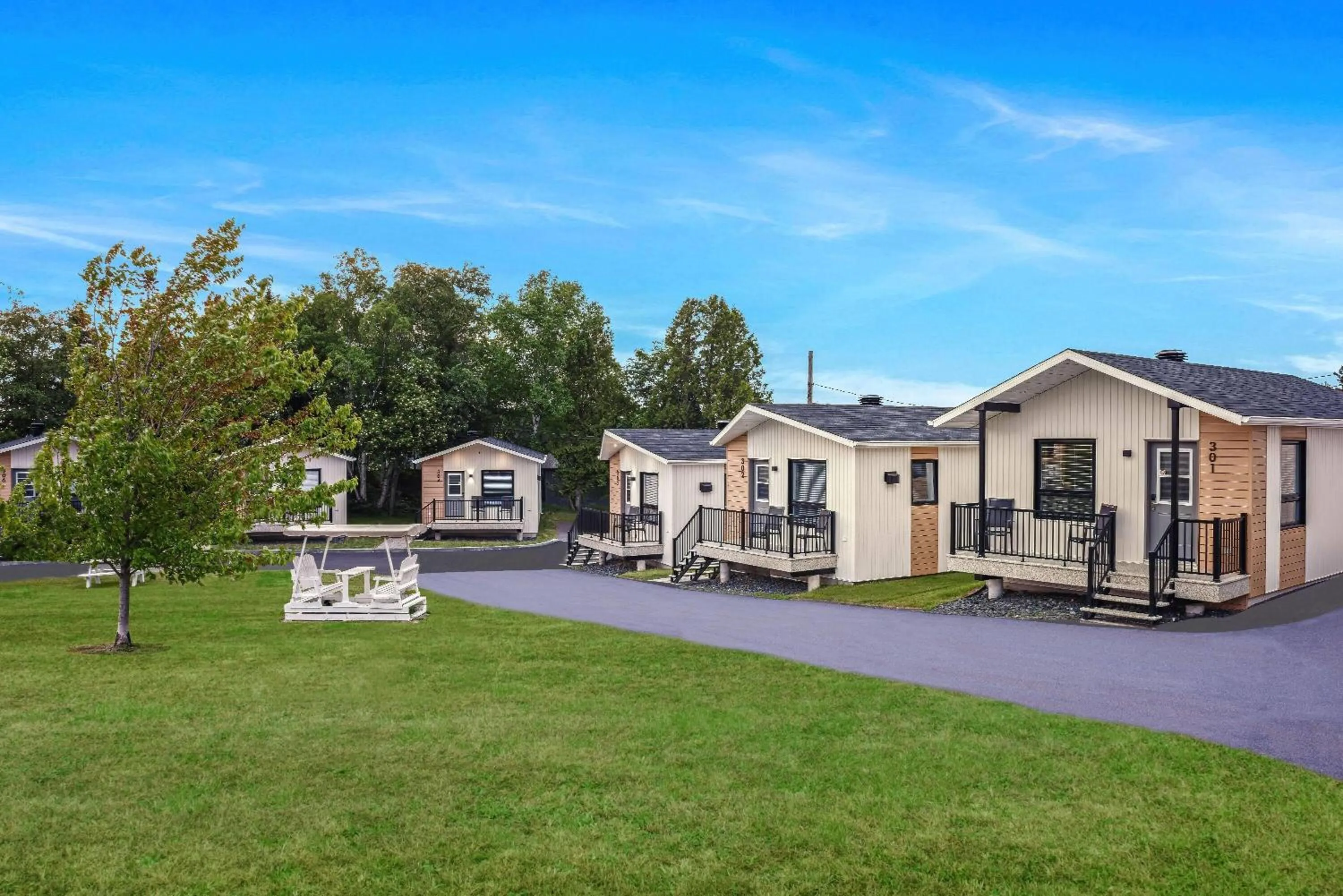 Property building in Days Inn by Wyndham Riviere-Du-Loup