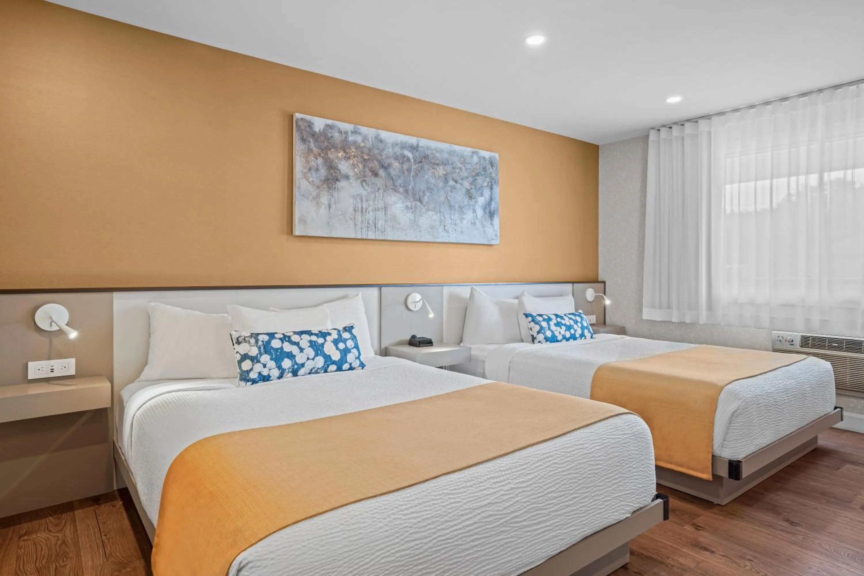 Bed in Days Inn by Wyndham Riviere-Du-Loup