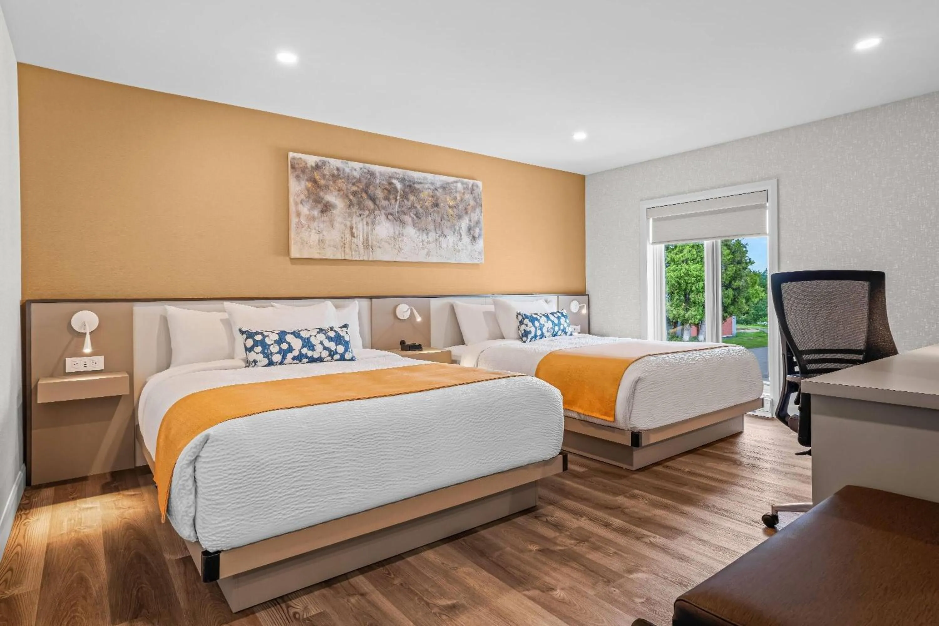 Bed in Days Inn by Wyndham Riviere-Du-Loup