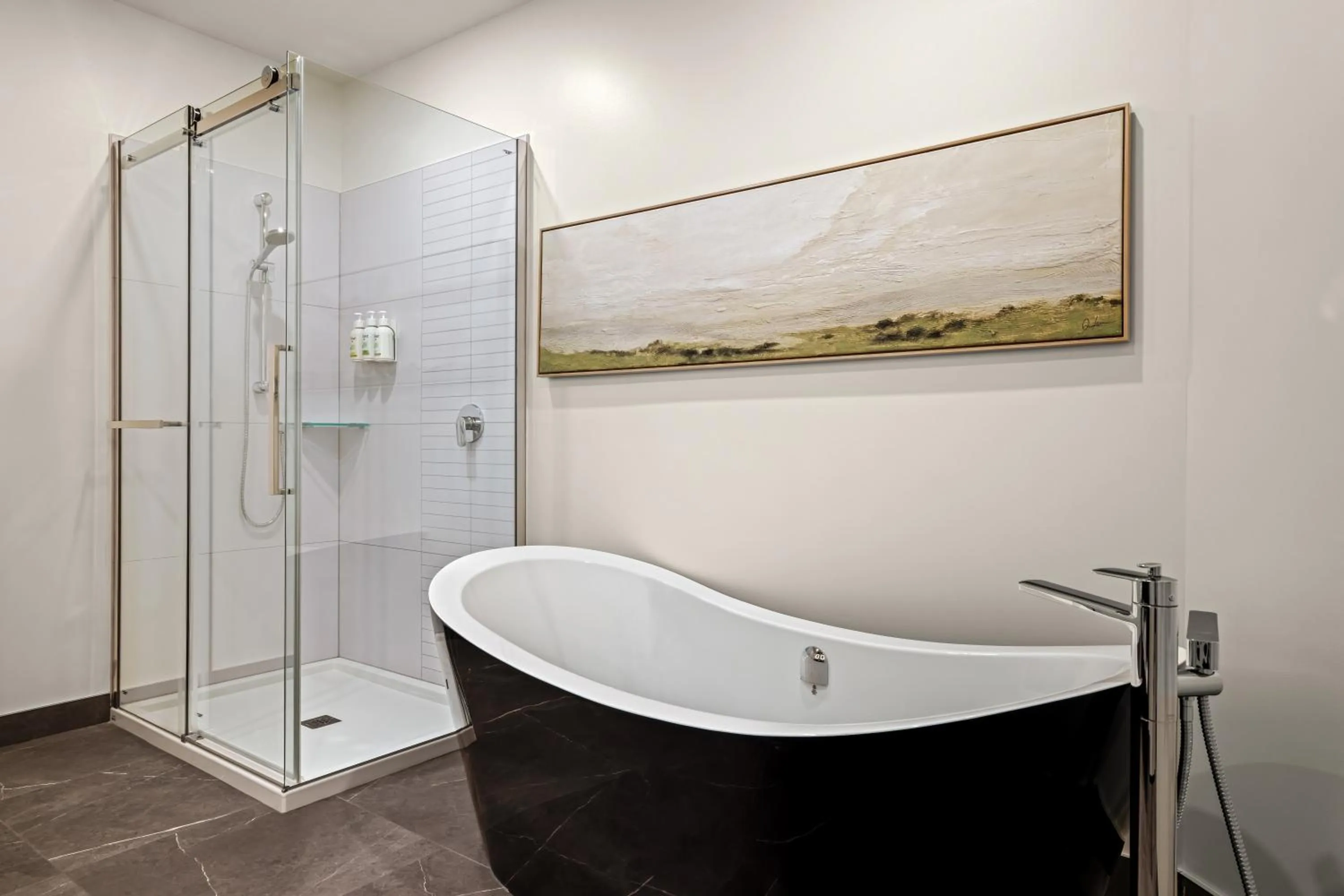 Shower in Days Inn by Wyndham Riviere-Du-Loup