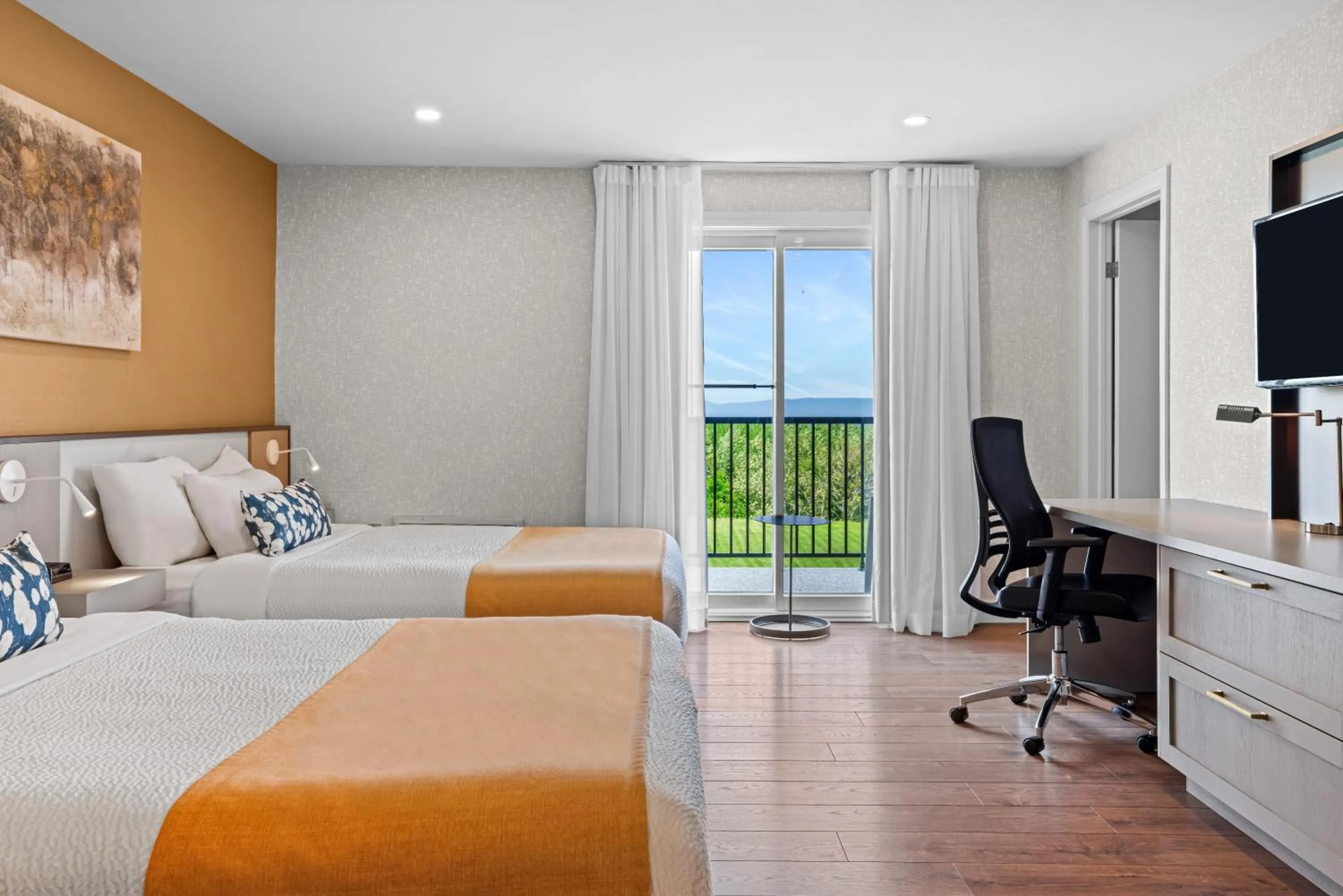 Bed in Days Inn by Wyndham Riviere-Du-Loup