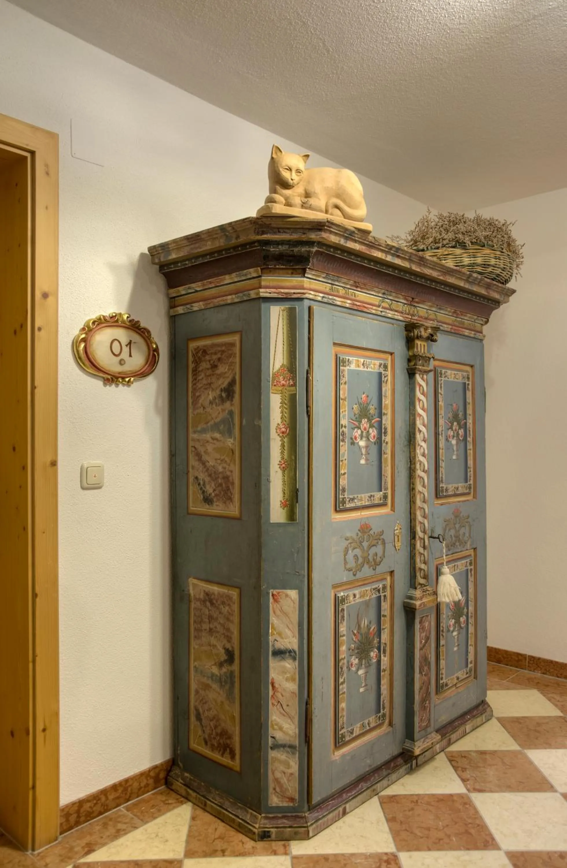 Decorative detail in Apart Ehart