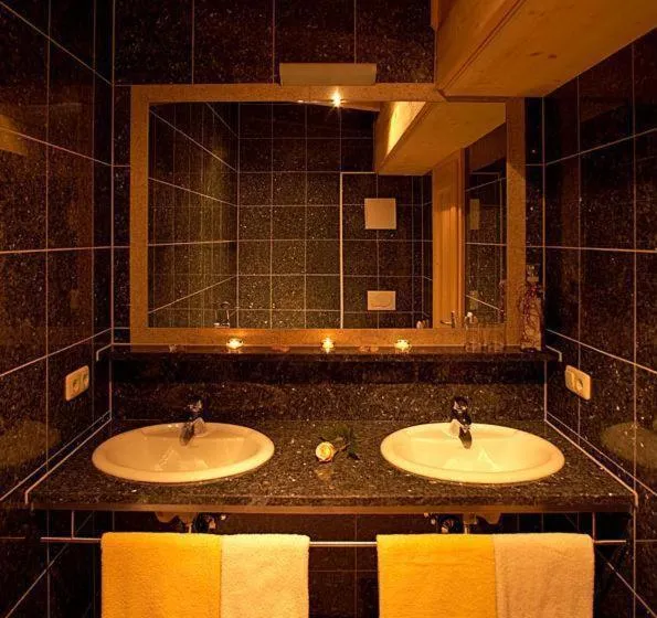 Bathroom in Apart Ehart