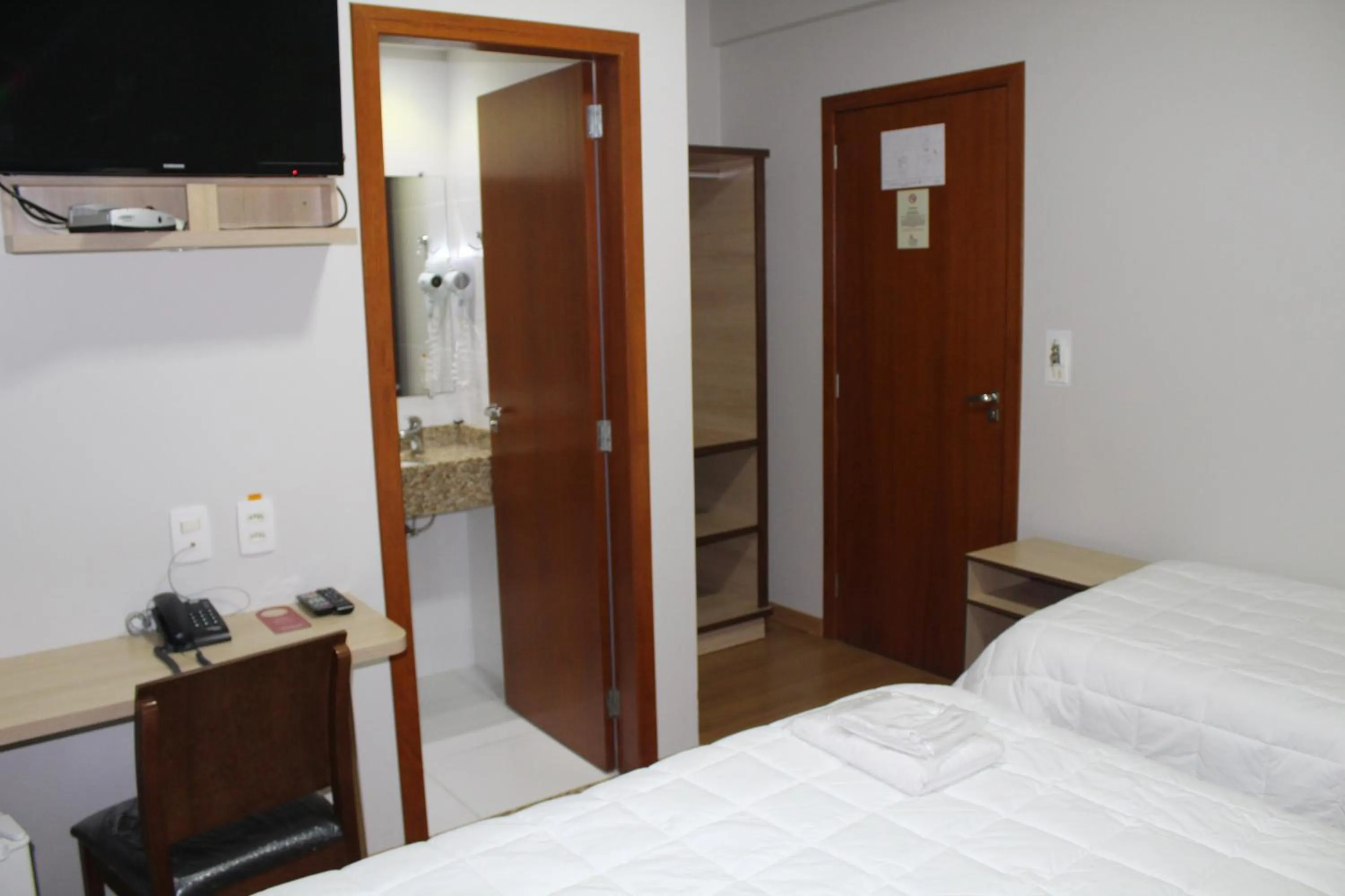 Bed in Blu Terrace Hotel