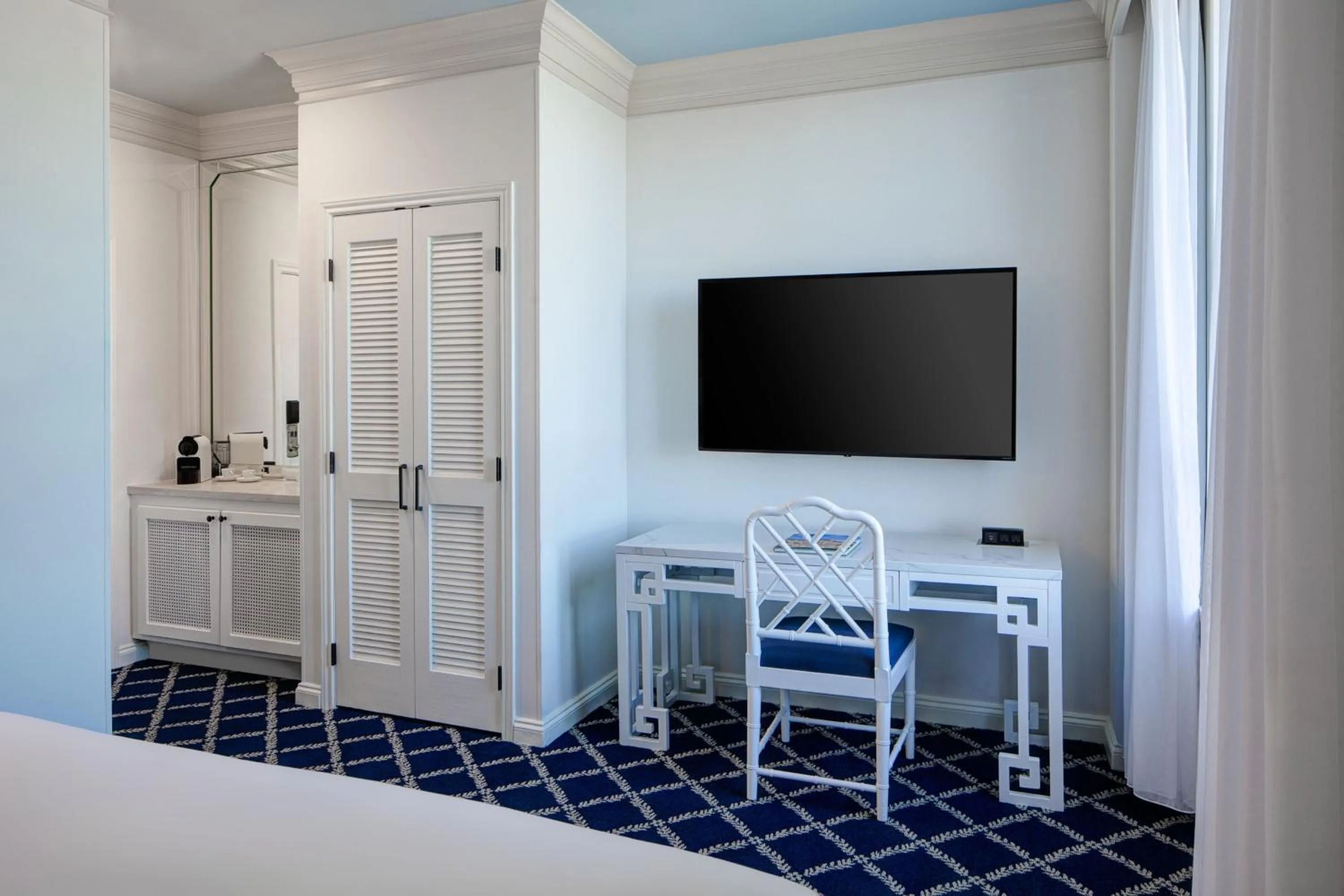 Photo of the whole room in Grand Galvez Resort, Autograph Collection