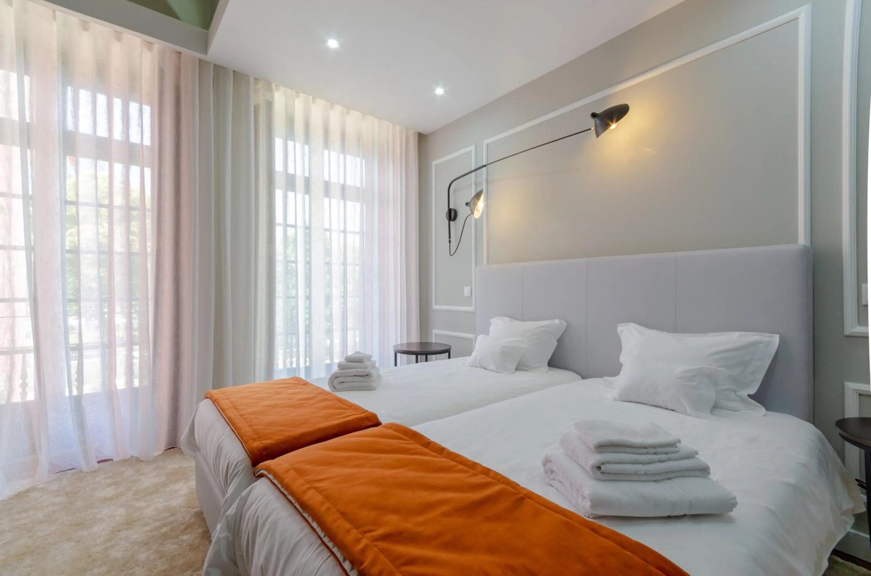 Bed in Le Jardin Lisbon