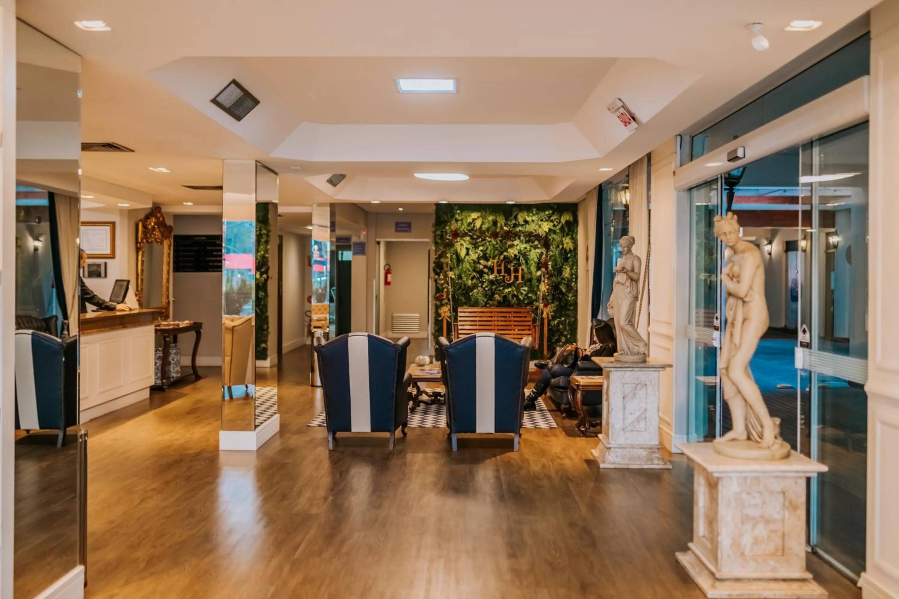 Lobby or reception in Hotel Himmelblau