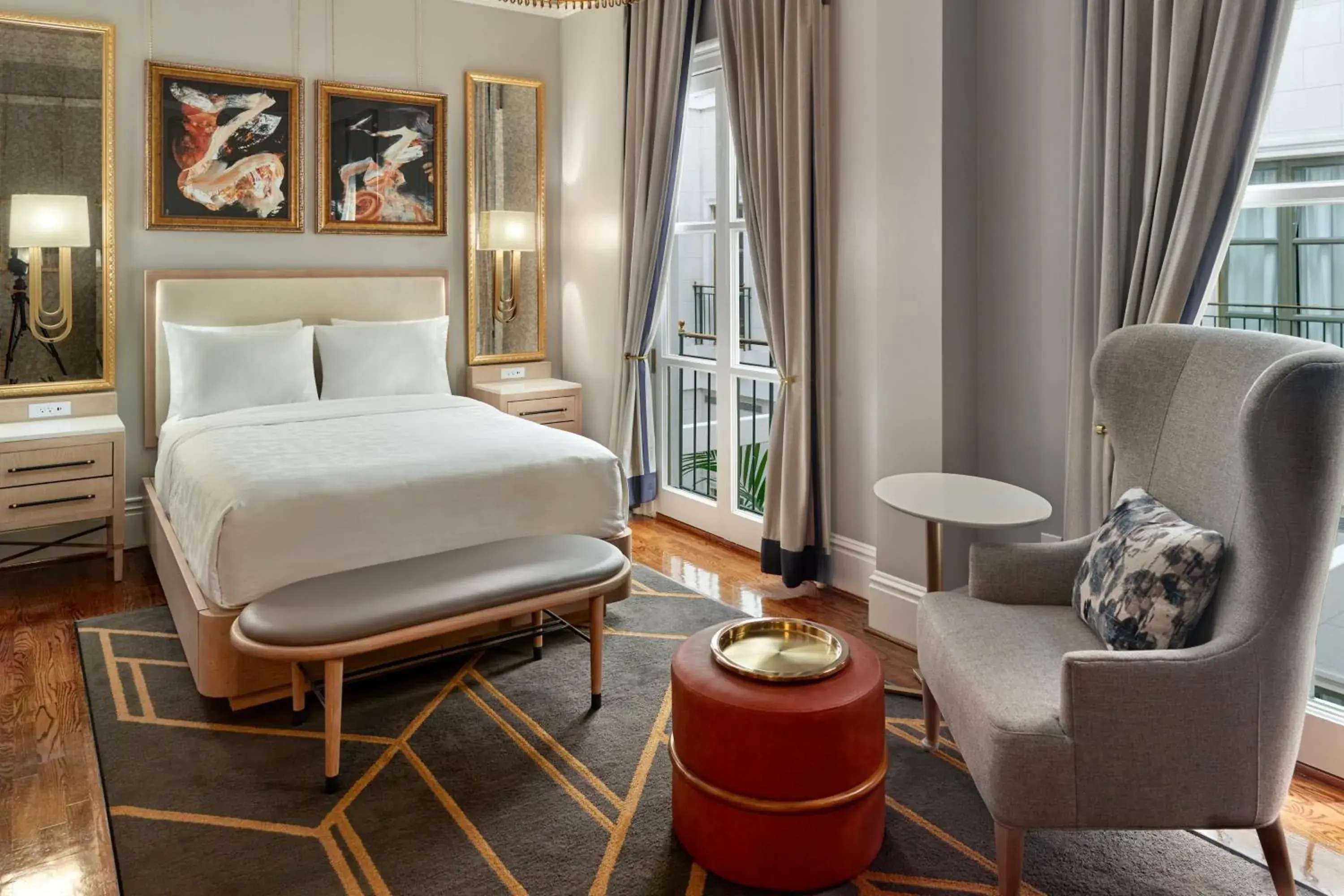 Standard Queen Room with Atrium View in The Tremont House, Galveston, a Tribute Portfolio Hotel Standard Queen Room with Atrium View in The Tremont House, Galveston, a Tribute Portfolio Hotel