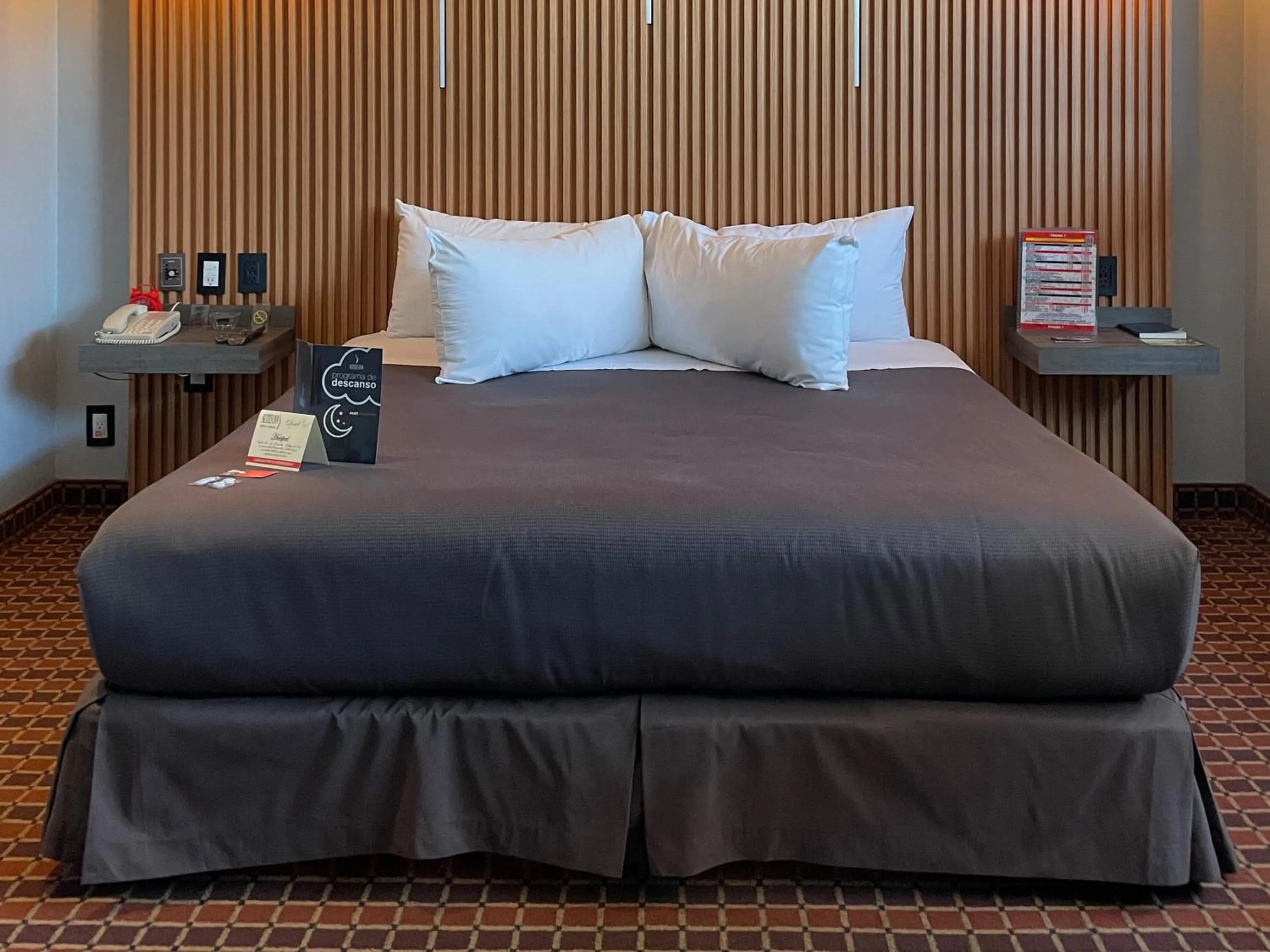 Bed in Suites Inn la Muralla Hotel & Spa