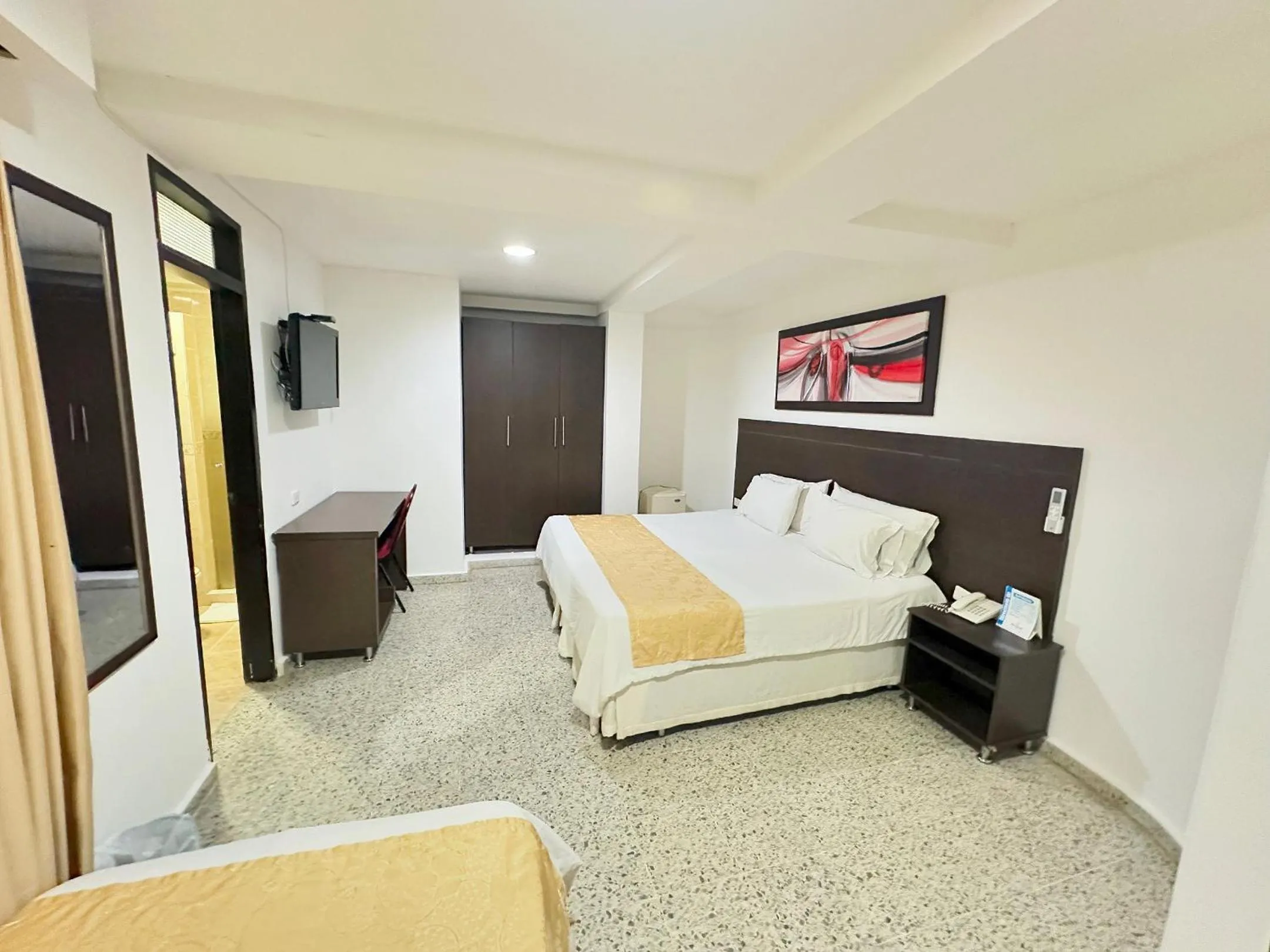Photo of the whole room, Bed in Hotel Arawak Upar