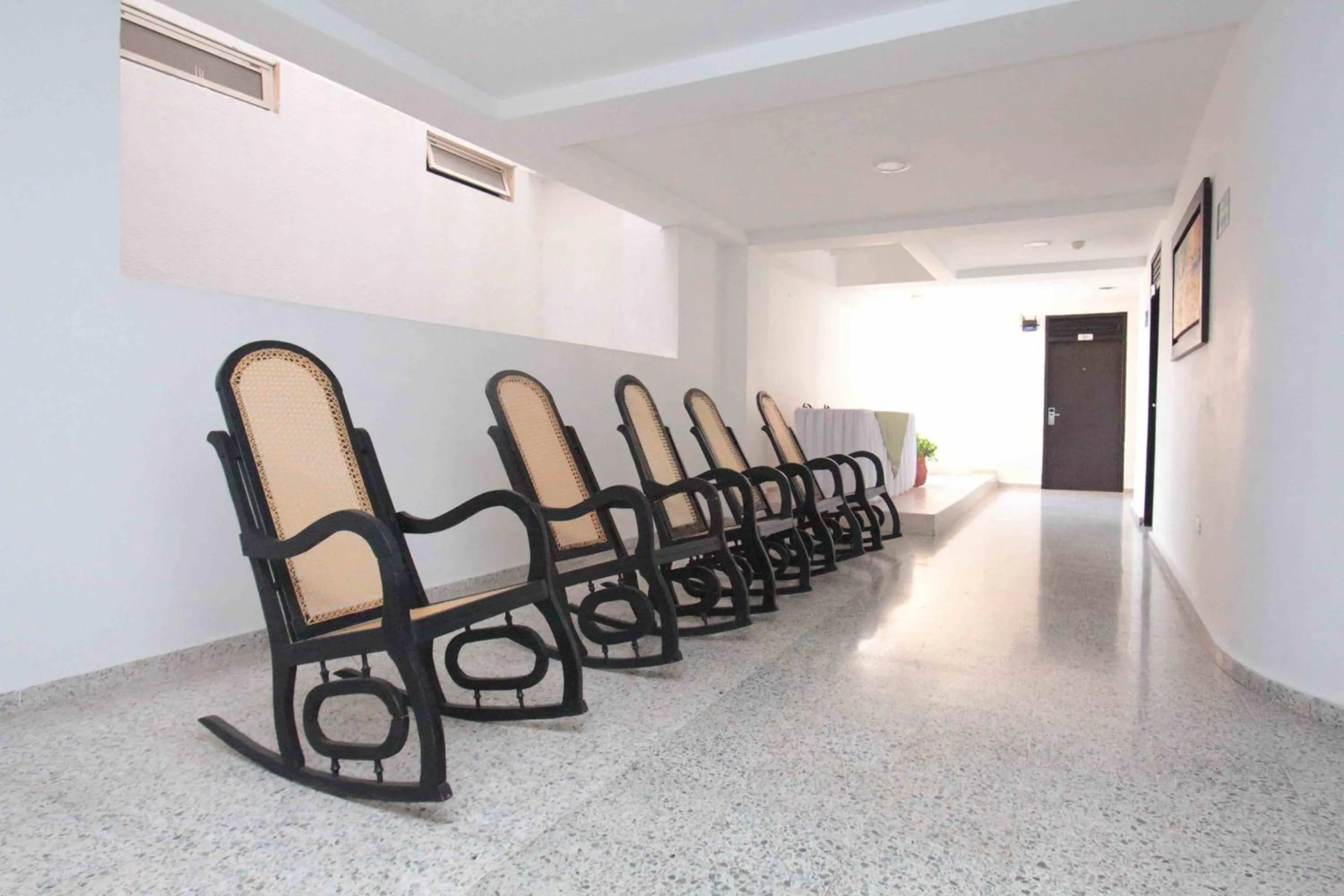 Communal lounge/ TV room in Hotel Arawak Upar