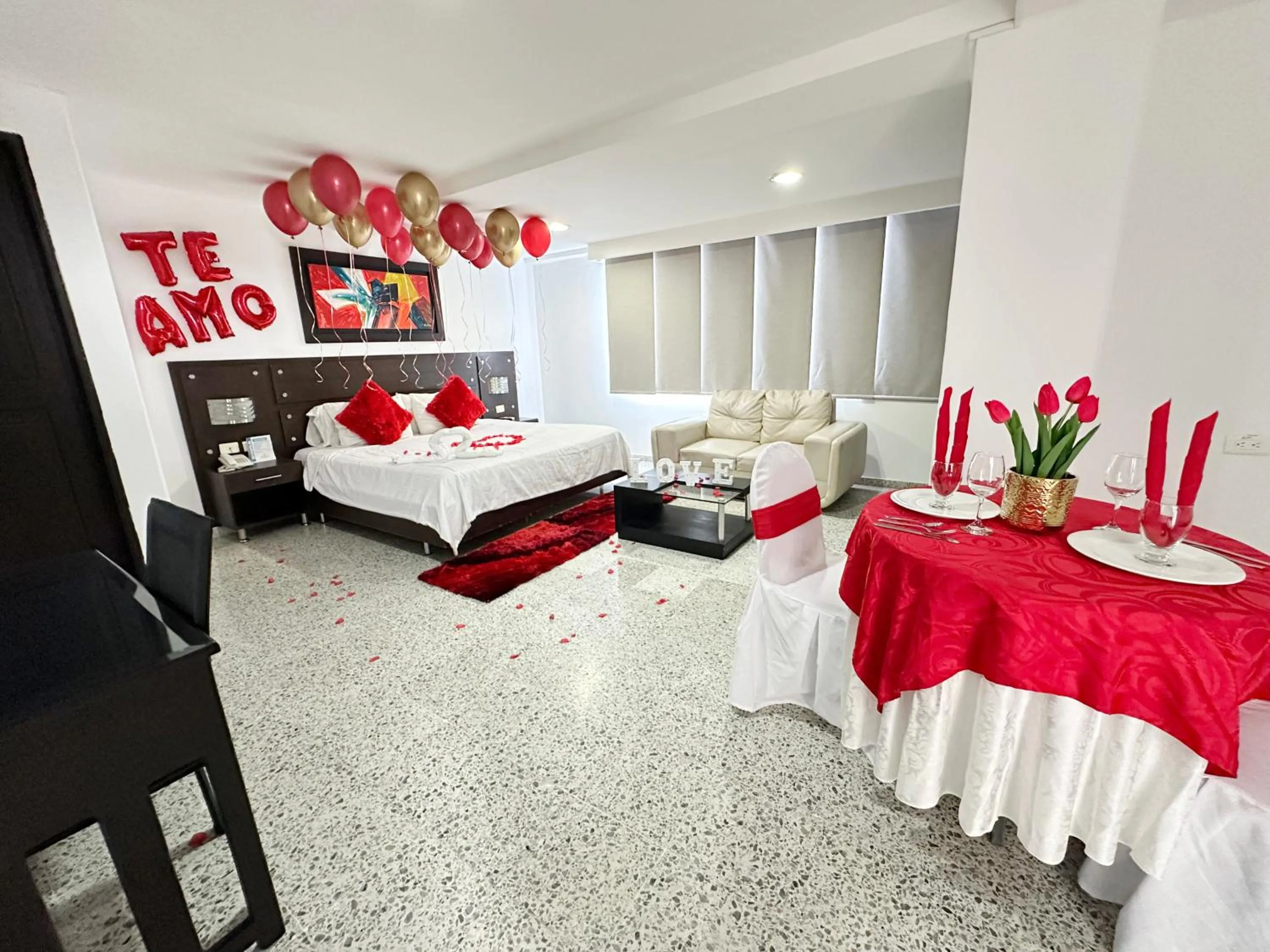 Photo of the whole room, Bed in Hotel Arawak Upar