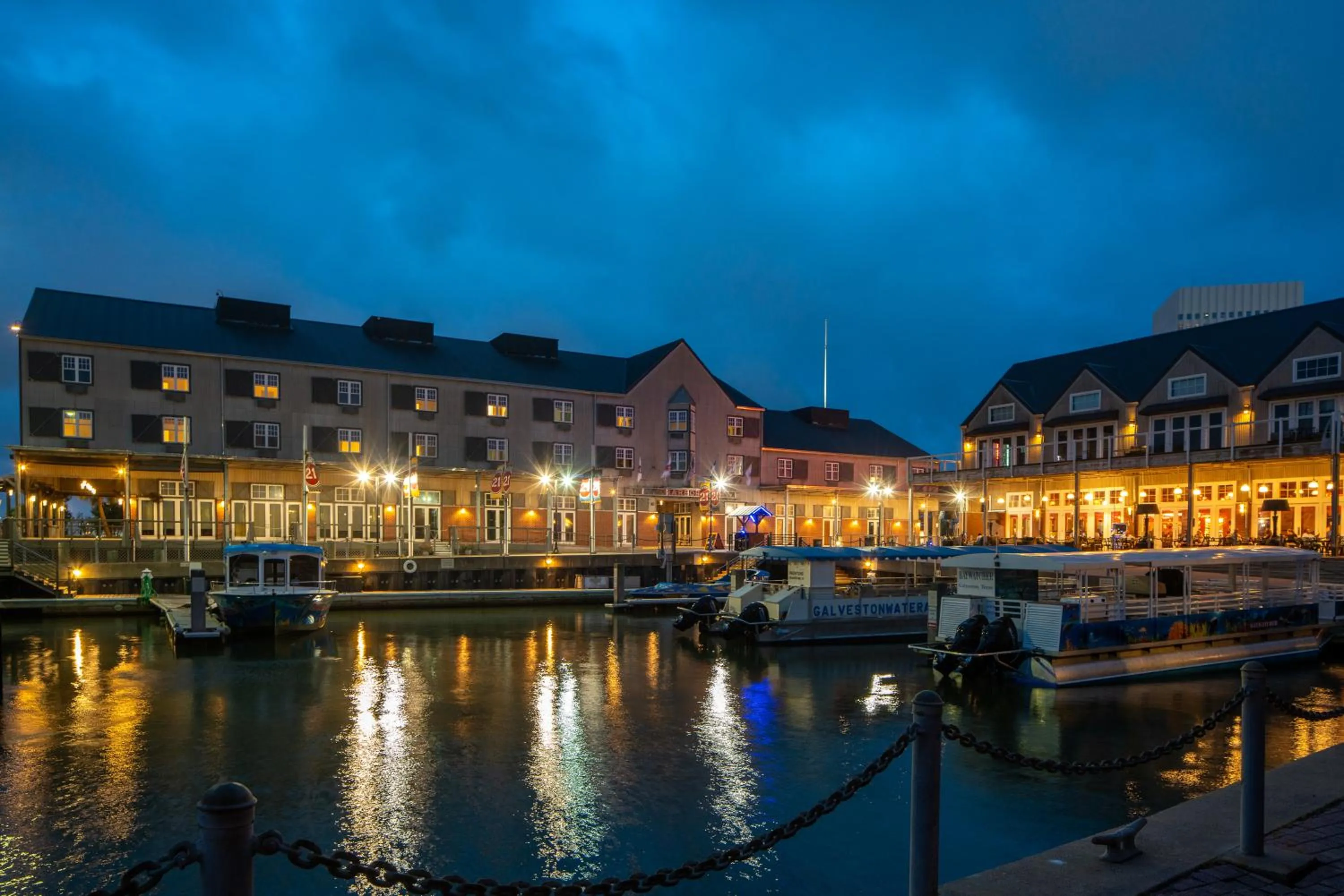 Property building in Harbor House Hotel and Marina at Pier 21