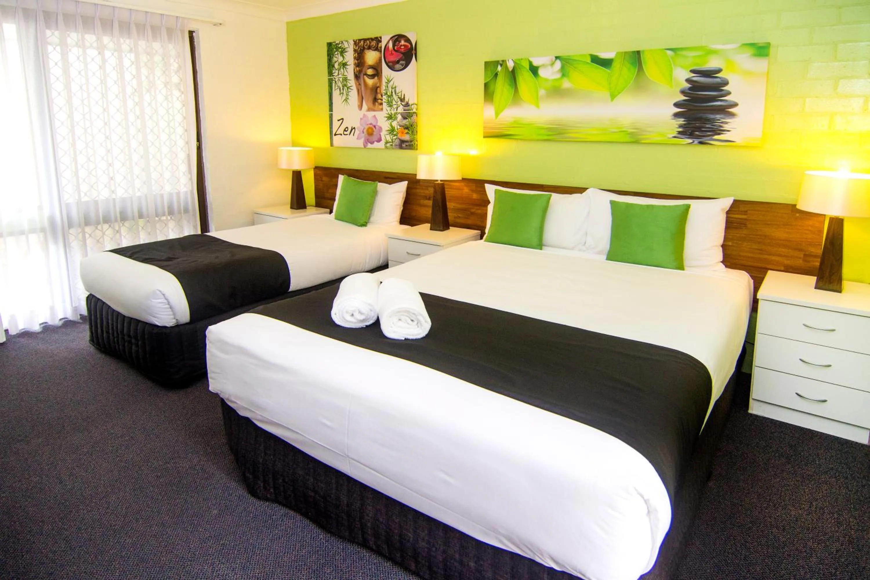 Bed in Crescent Motel Taree