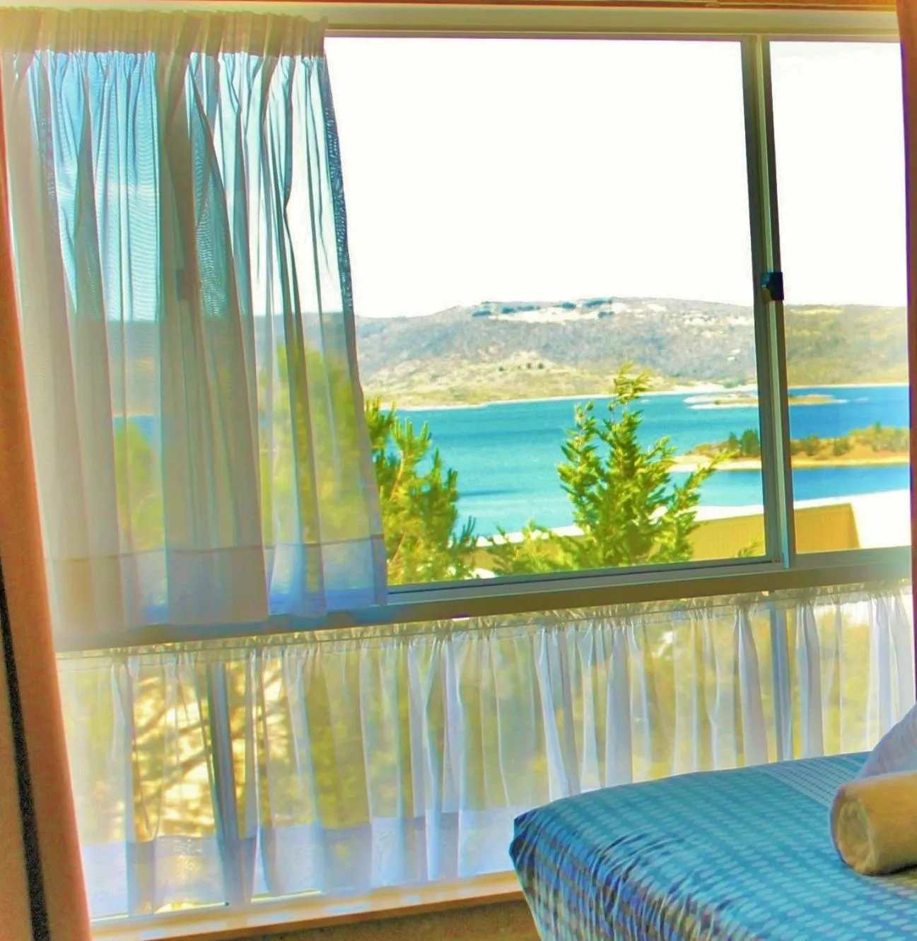 Lake view in Panorama Jindabyne