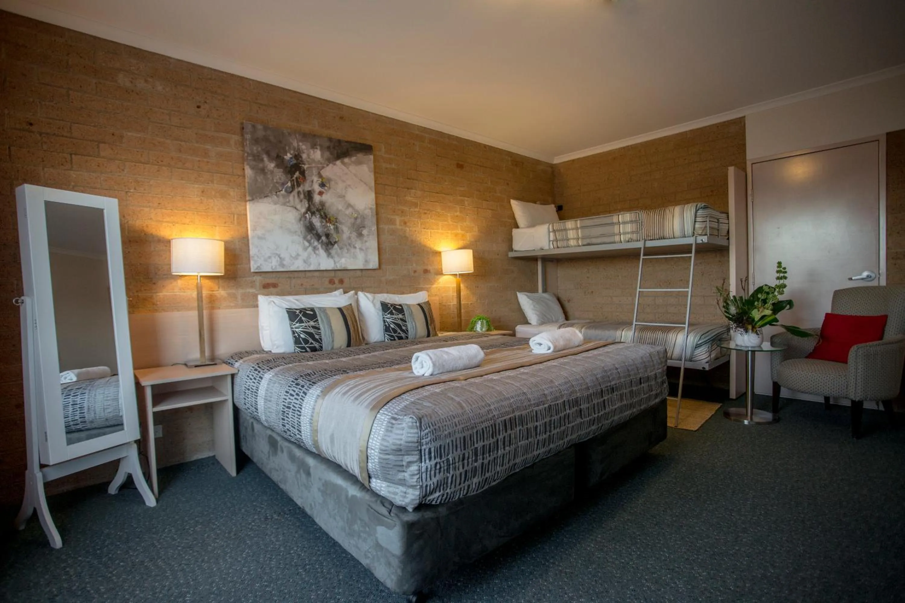 Bed in Panorama Jindabyne