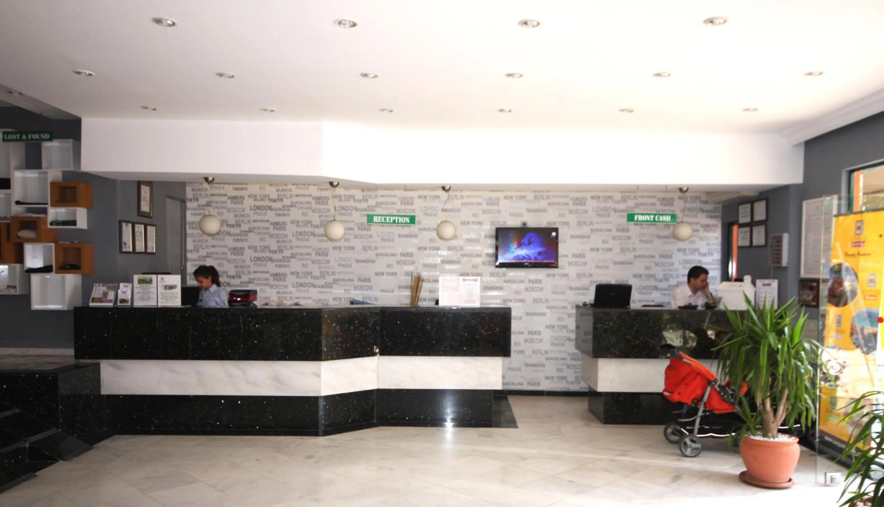 Lobby or reception in Sunpark Garden Hotel