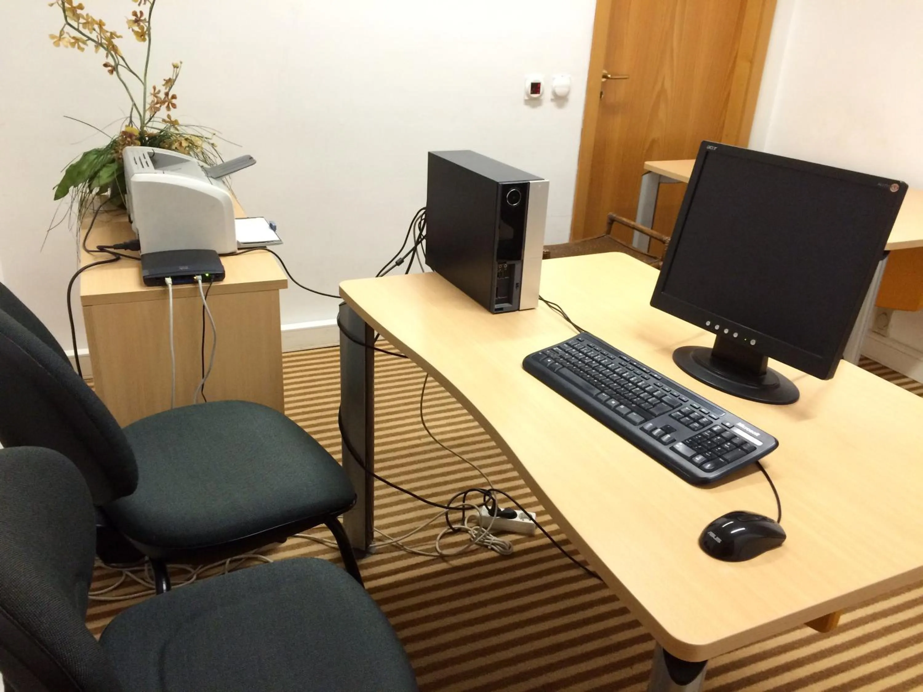 Area and facilities in Riviera Hotel