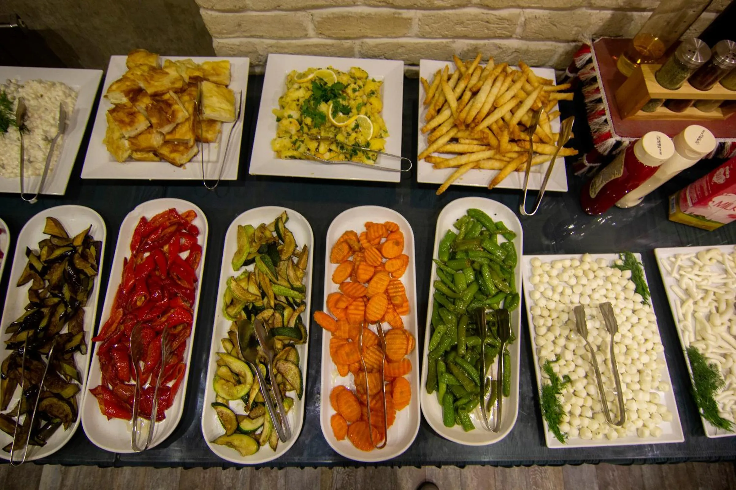 Buffet breakfast in Baykara Hotel