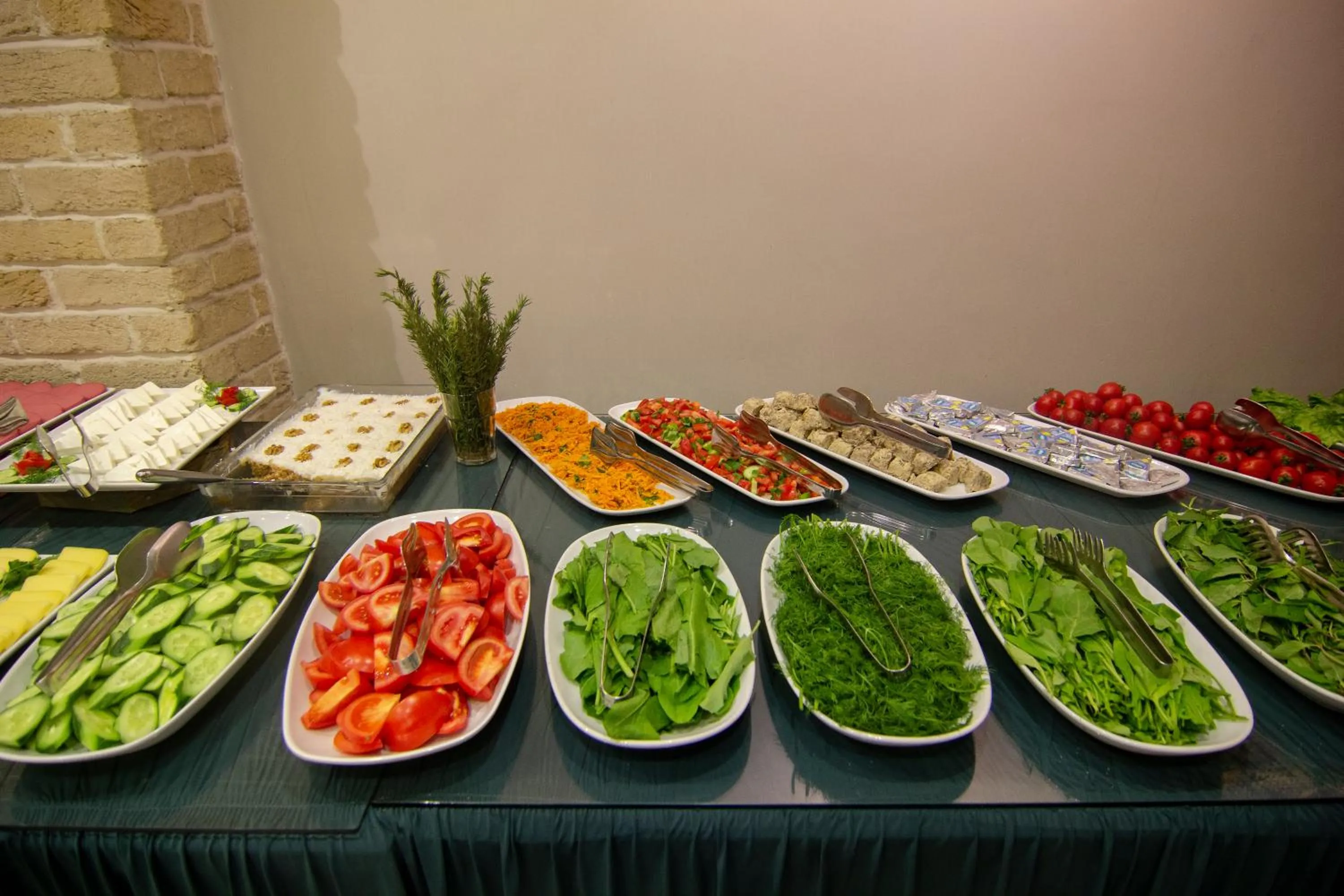 Food and drinks in Baykara Hotel