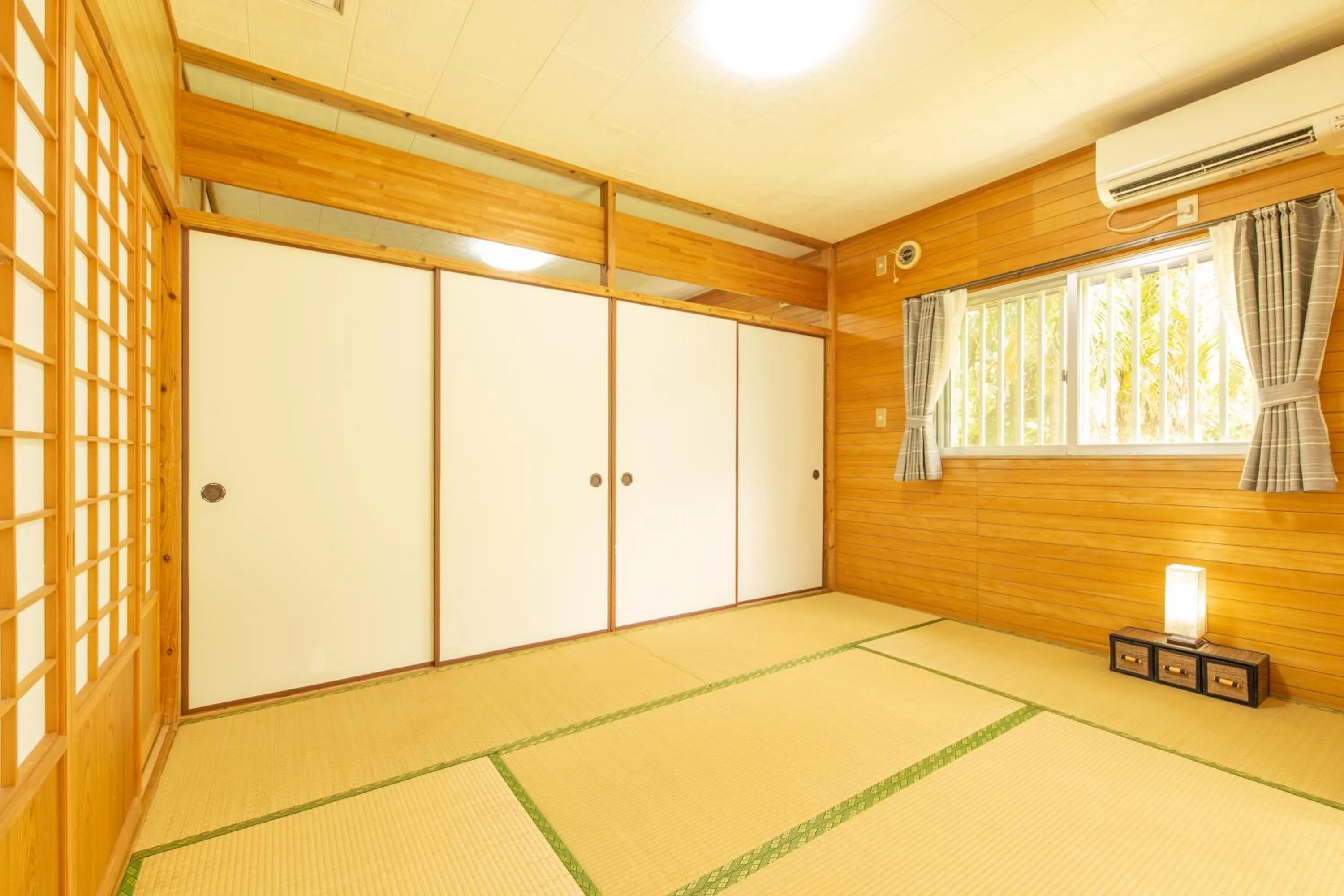 Photo of the whole room, Bed in Villa Itona ishigakijima