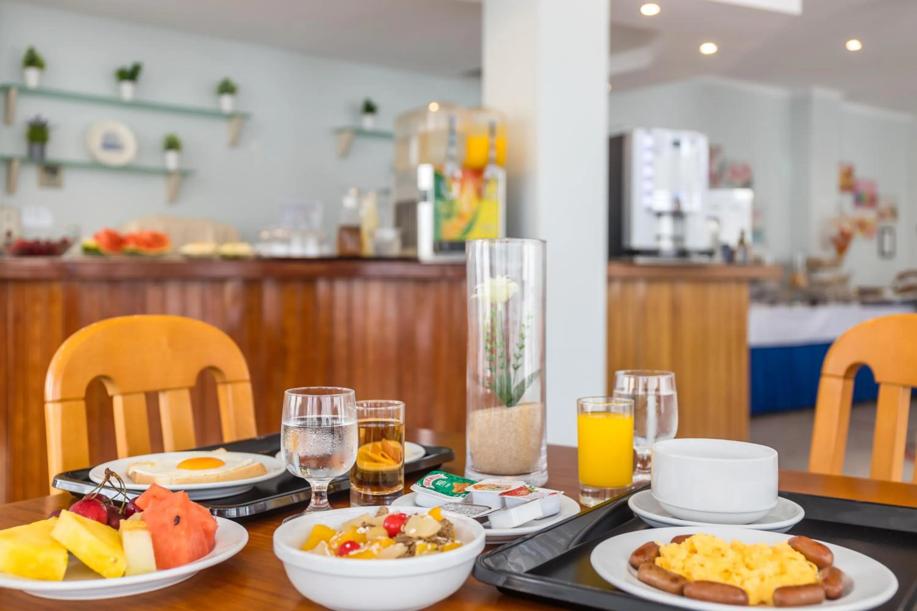 Breakfast in Hotel Residencial Colibri